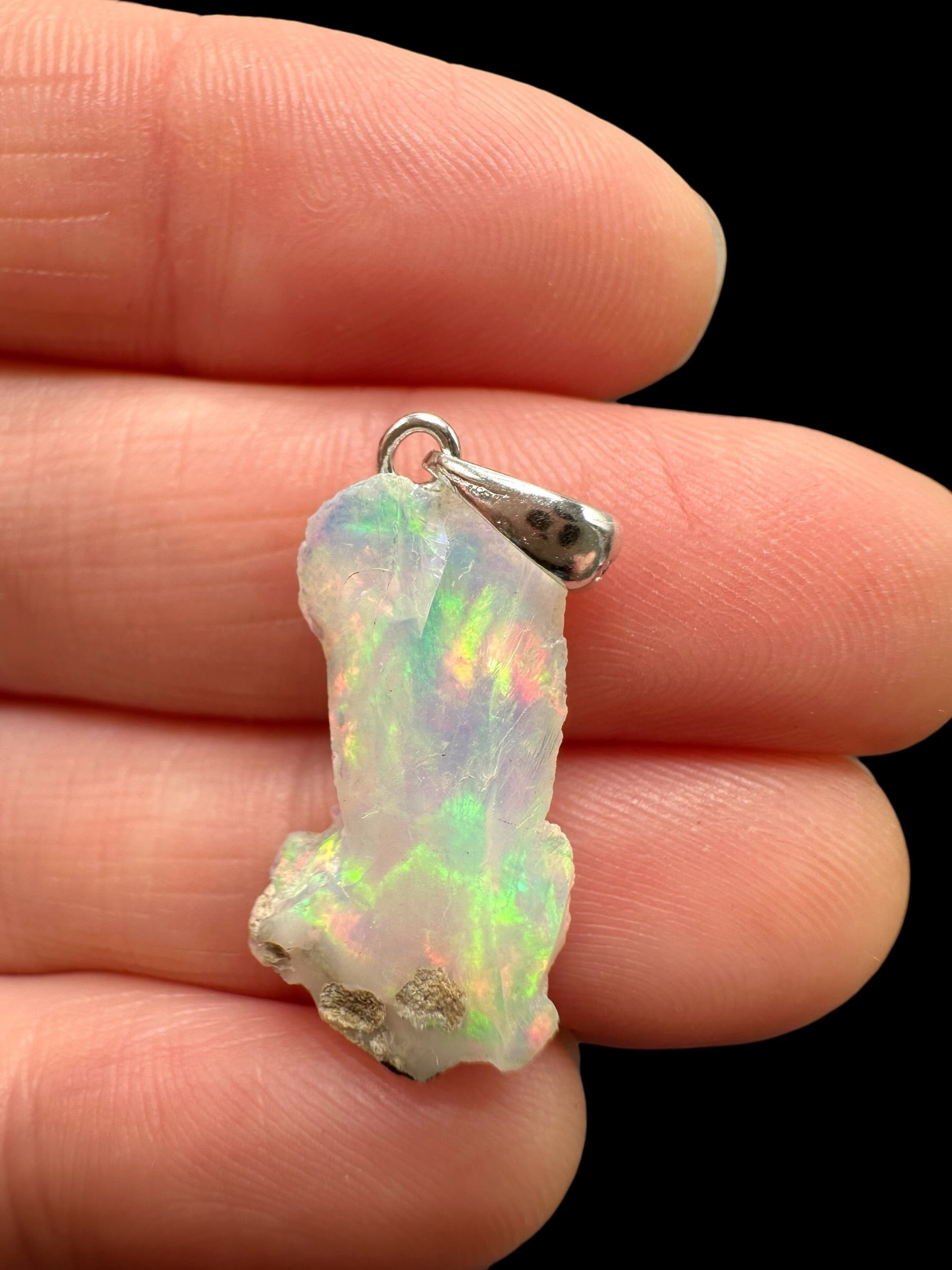 Silver precious opal pendant - SP/OP129