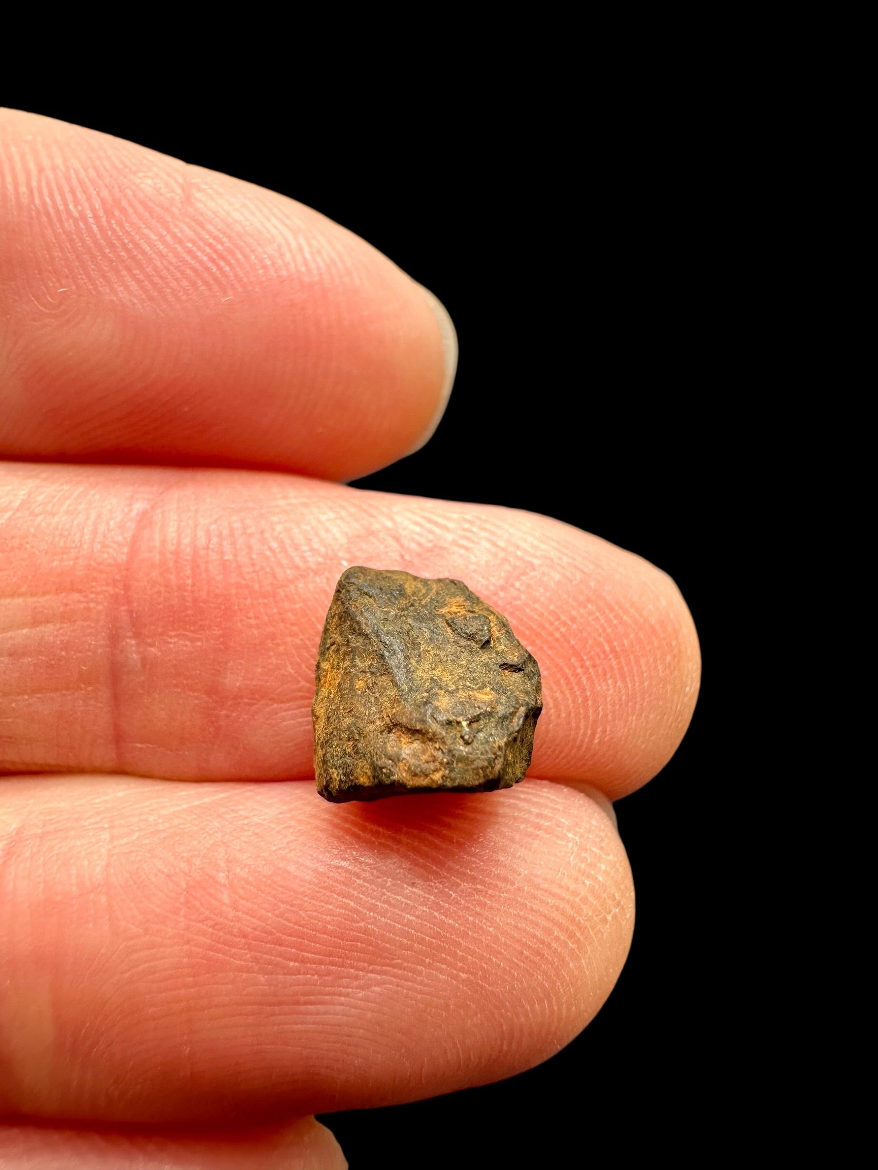 Meteorite Agoudal "Imilchil" 1,1g – Morocco - MEAG28