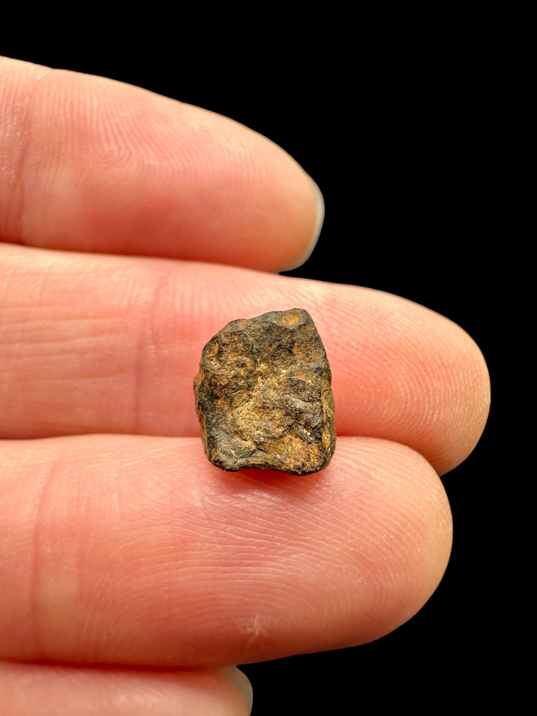 Meteorite Agoudal "Imilchil" 1,1g – Morocco - MEAG28