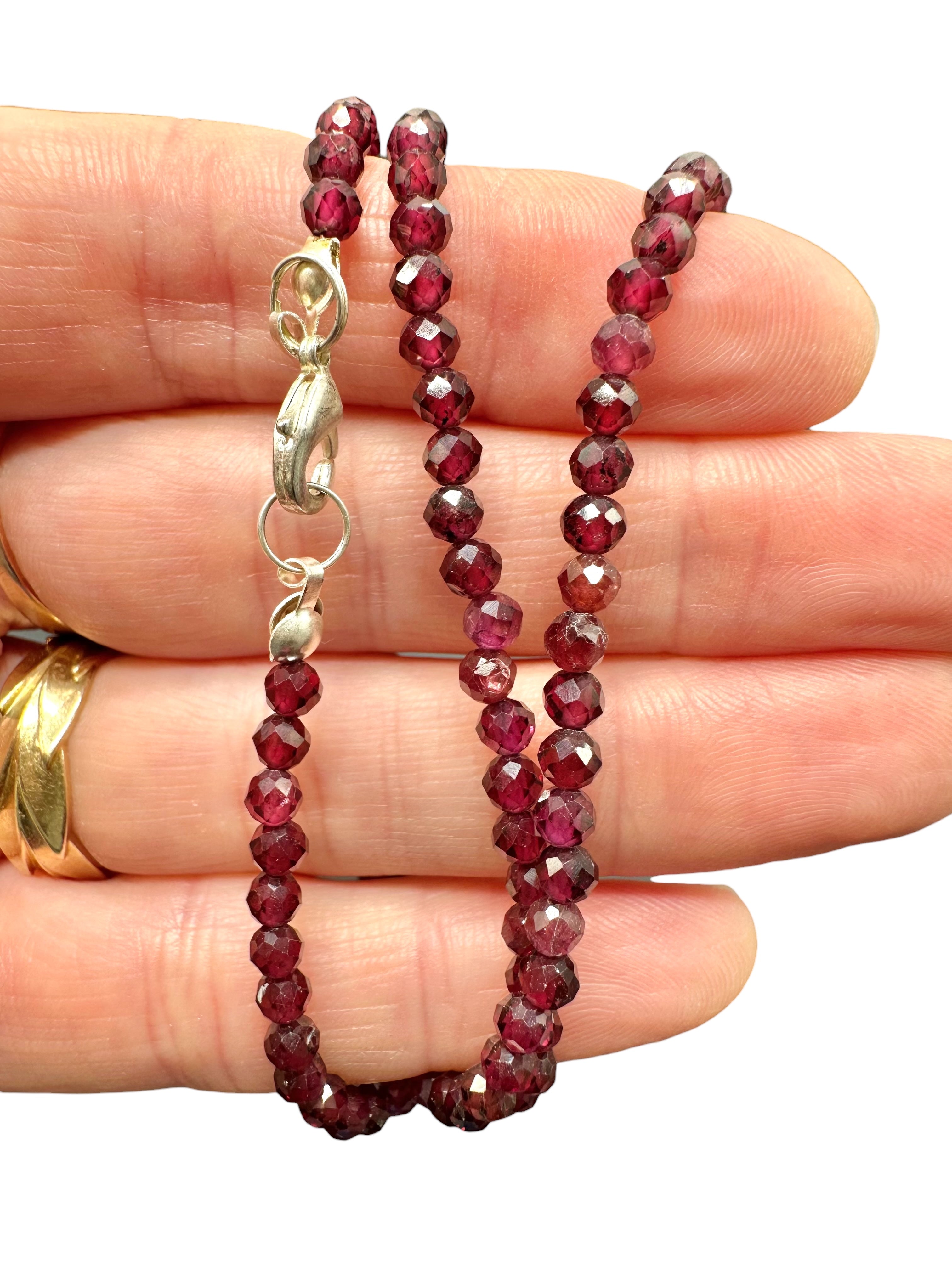 Garnet necklace 45 cm (3,5mm) - NAH38