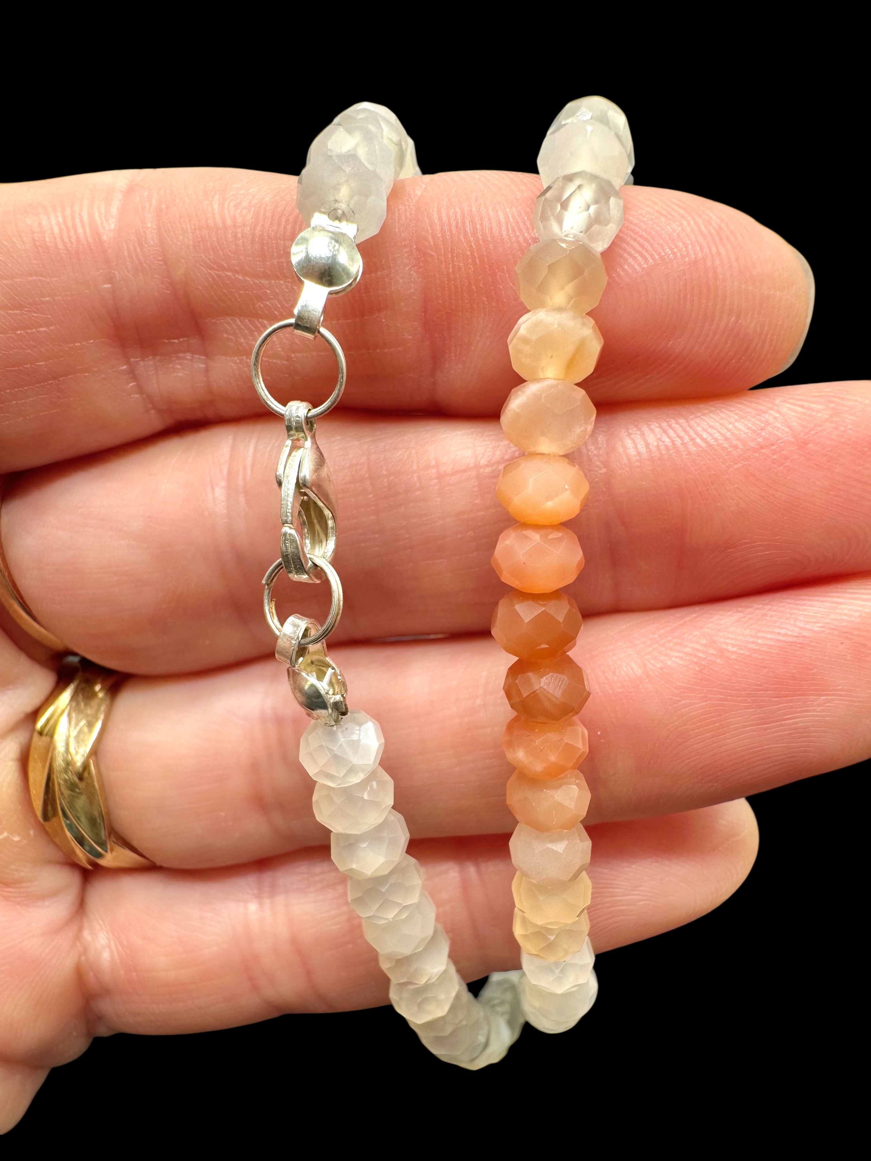 Moonstone necklace 45 cm (5mm) - NAH42