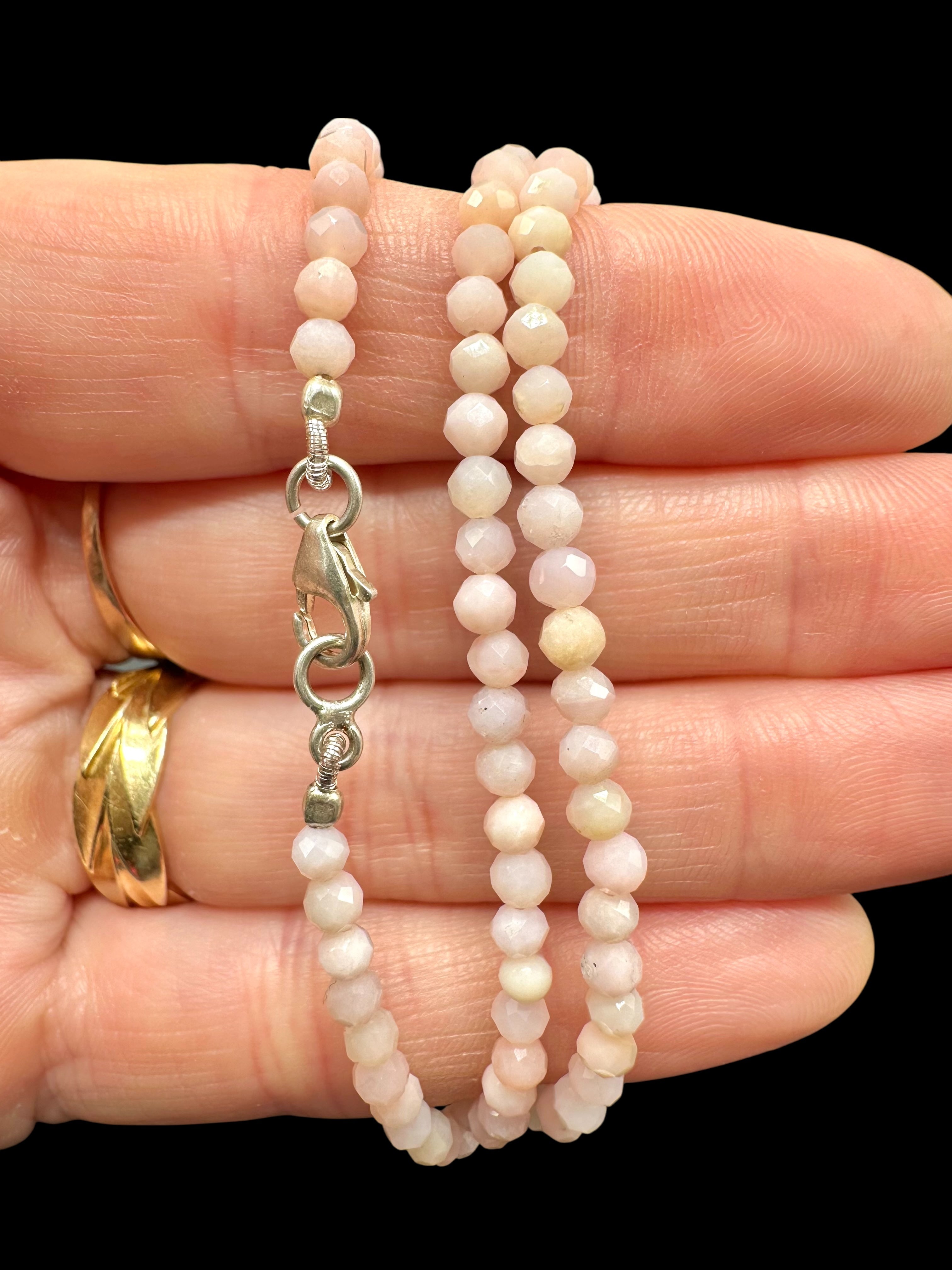 Pink opal necklace 45 cm (3mm) - NAH49