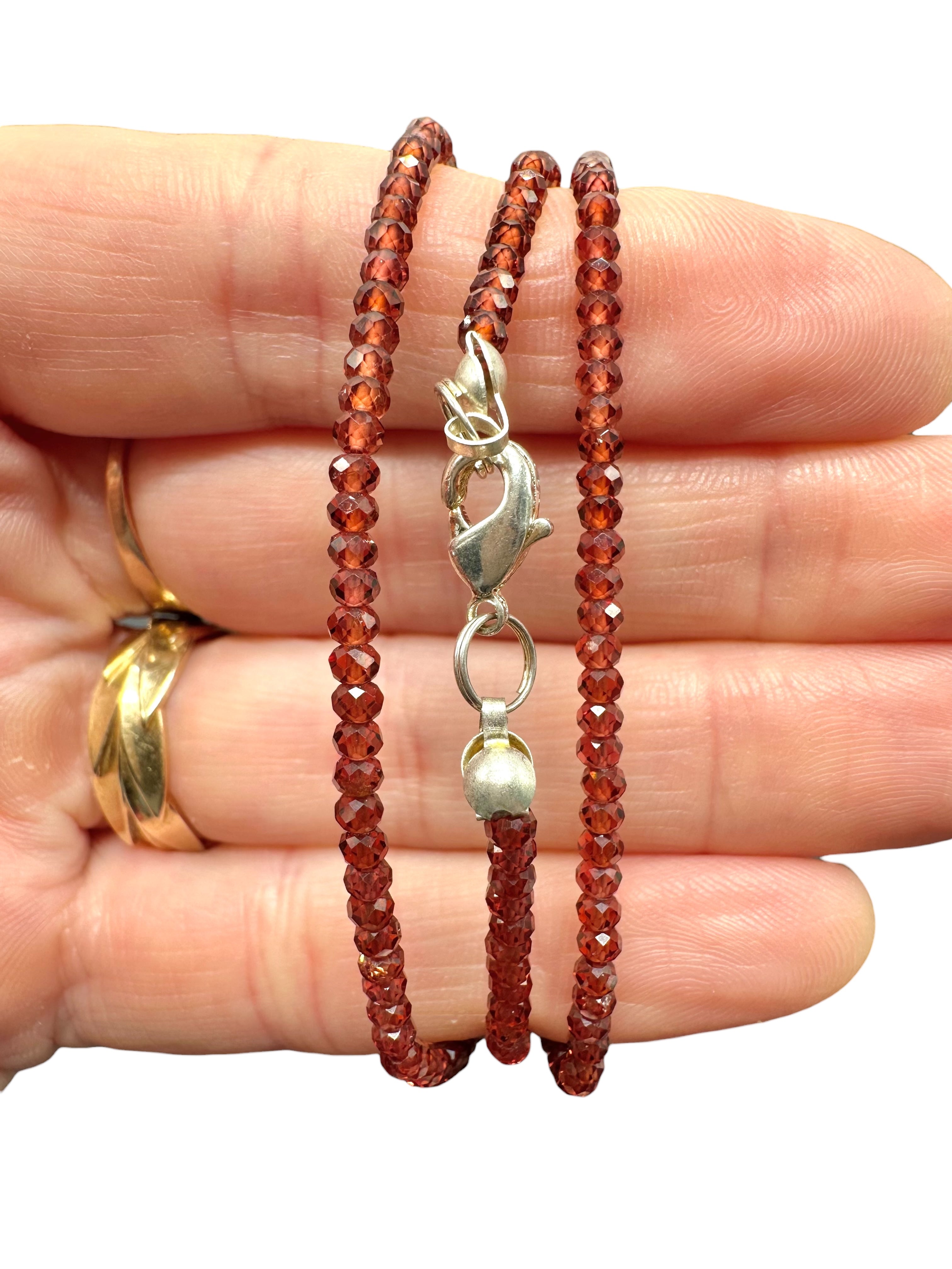 Garnet necklace 45 cm (2,5mm) - NAH51