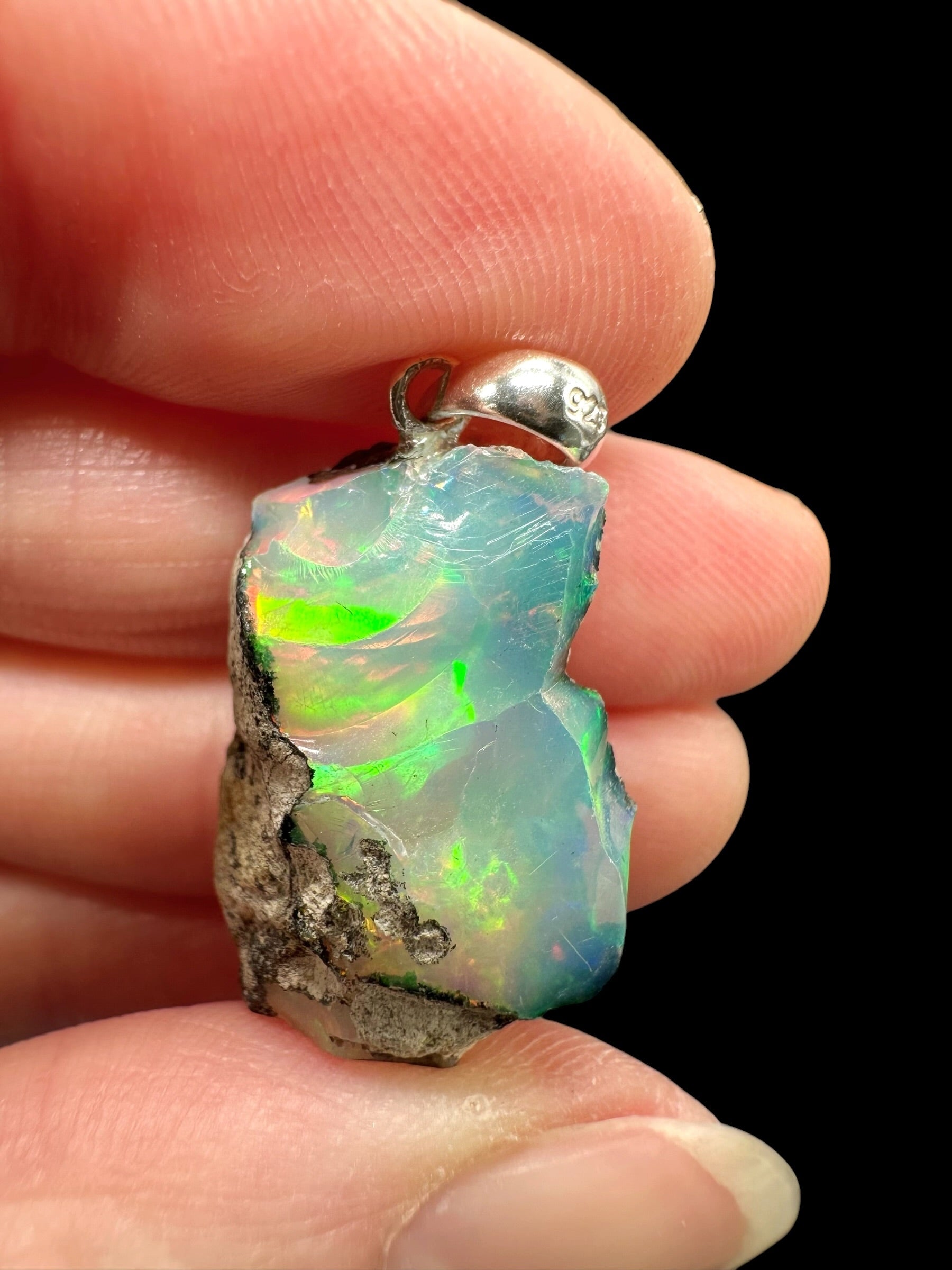 Silver precious opal pendant - SP/OP143