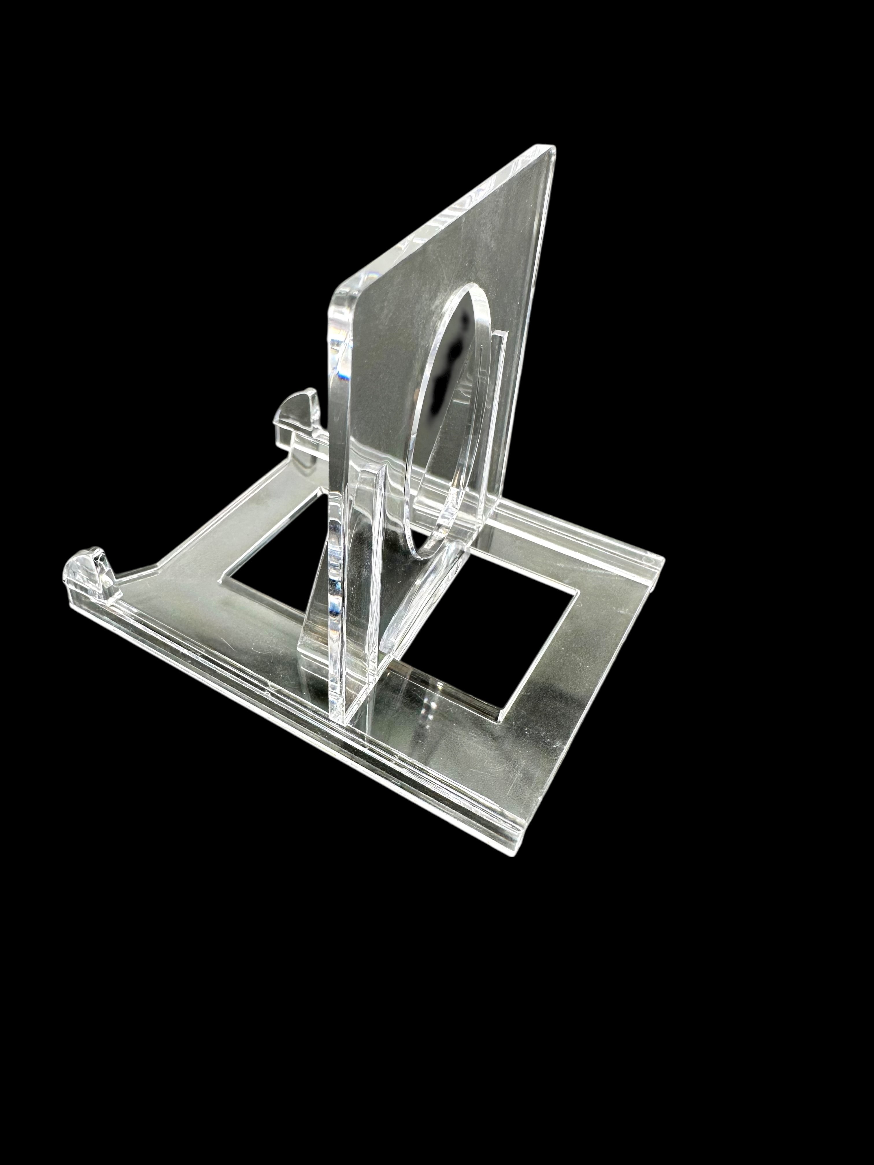 Plastic stand – small - STOJ15