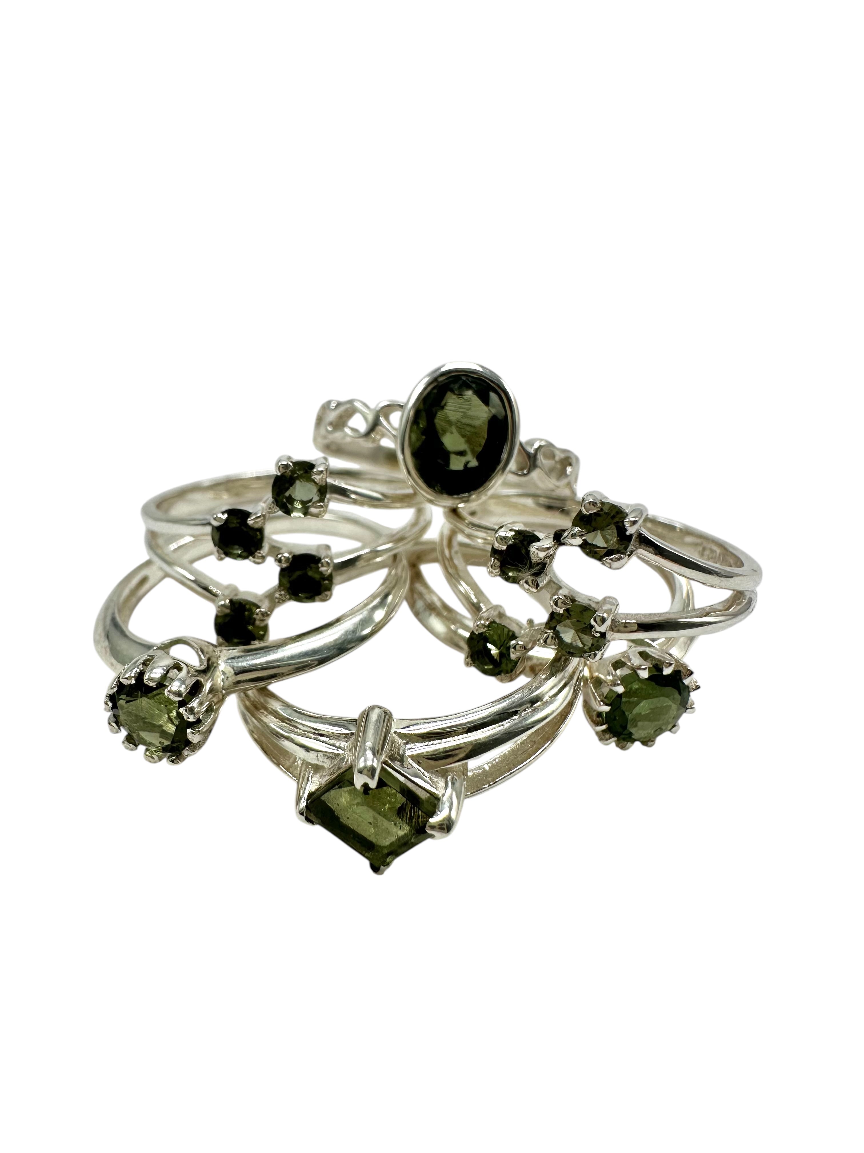 6 silver rings, different size, with cut moldavites - VP51