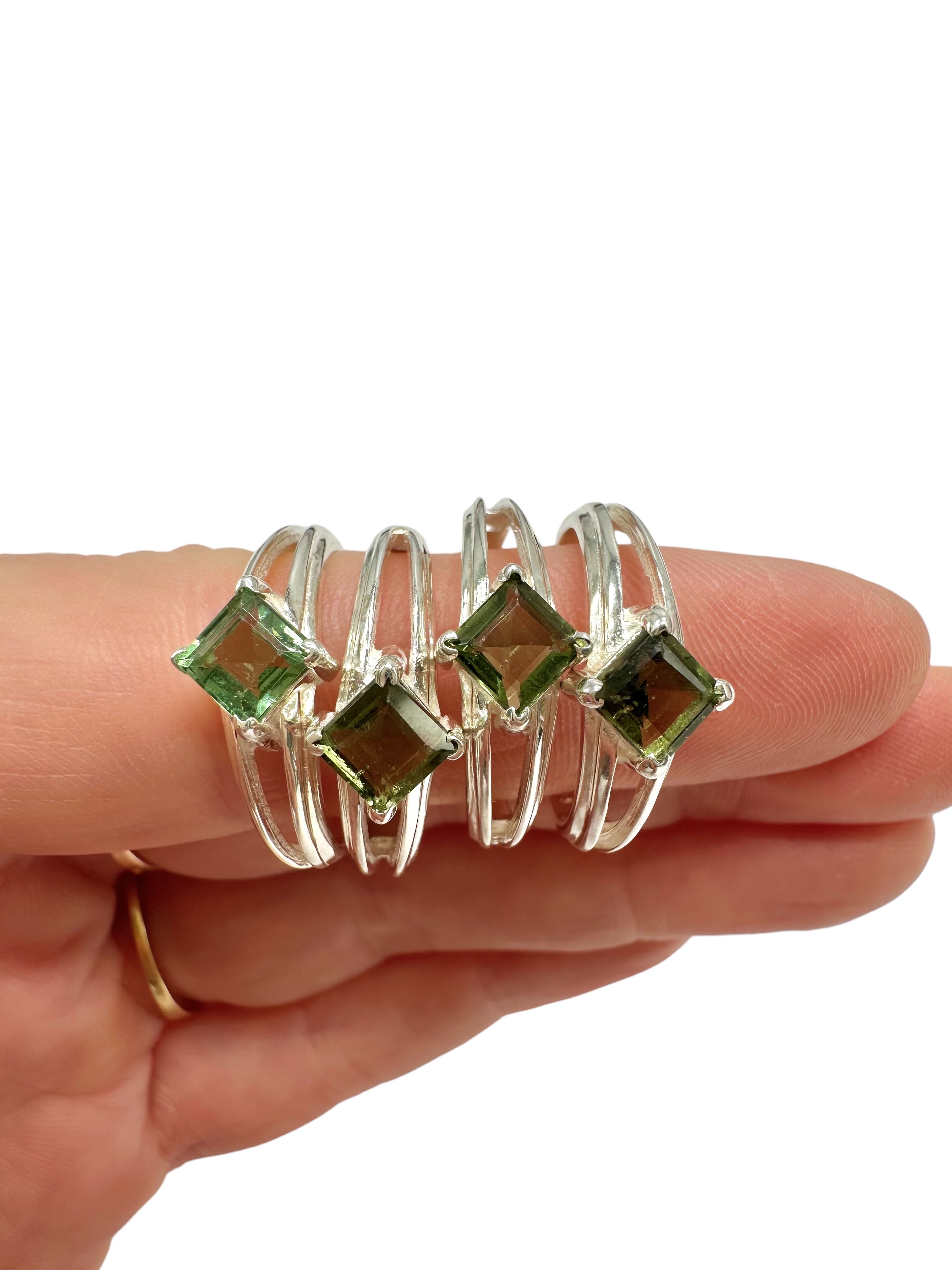 4 silver rings, size 56, with cut moldavites - VP54