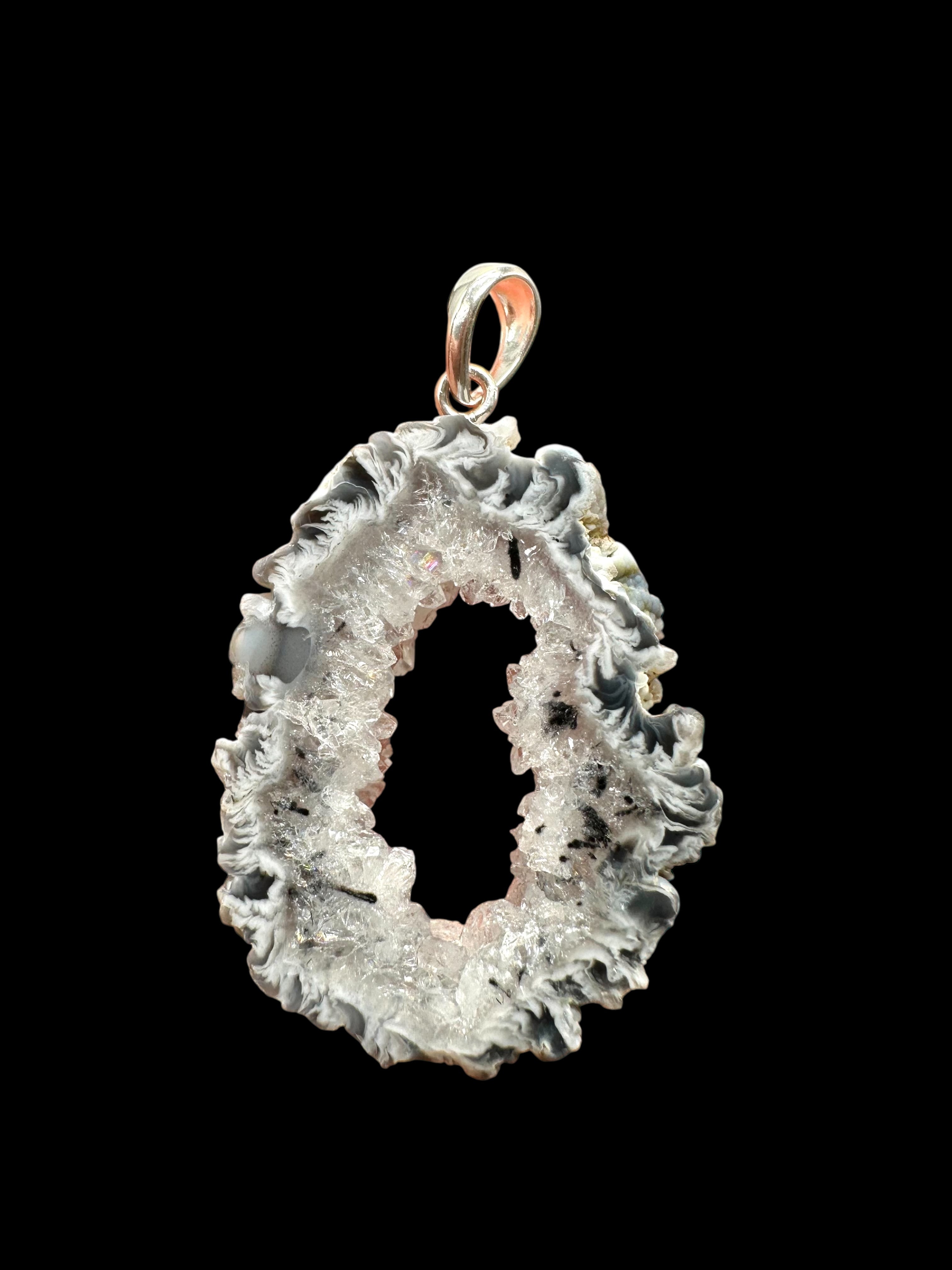 Silver pendant made from feather agate
