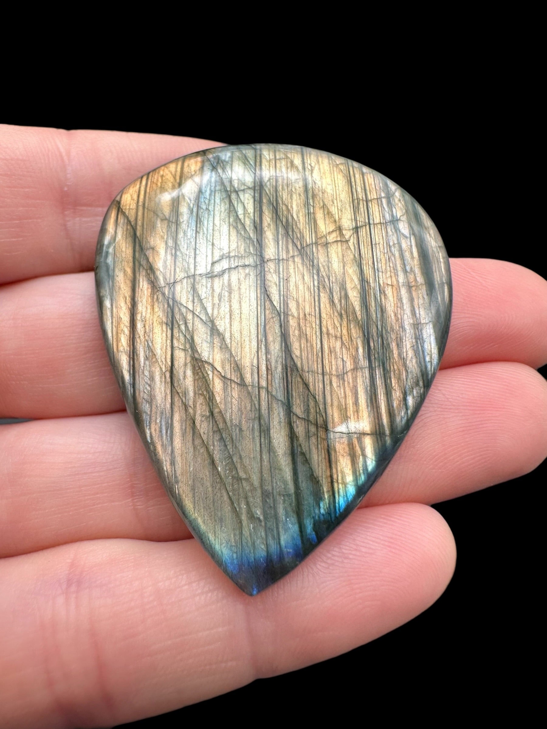 Labradorite cabochon – Madagascar