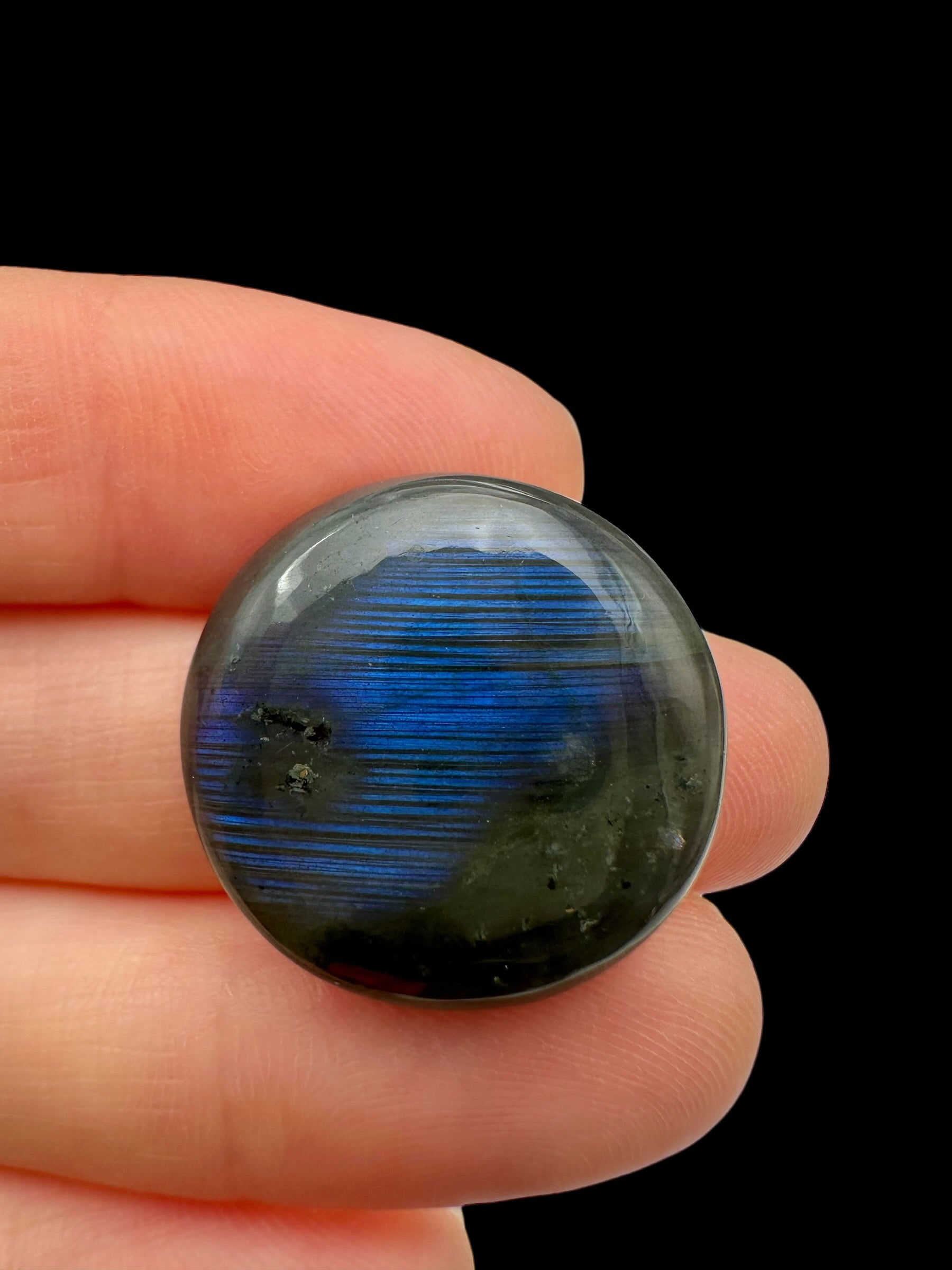 Labradorite cabochon – Madagascar
