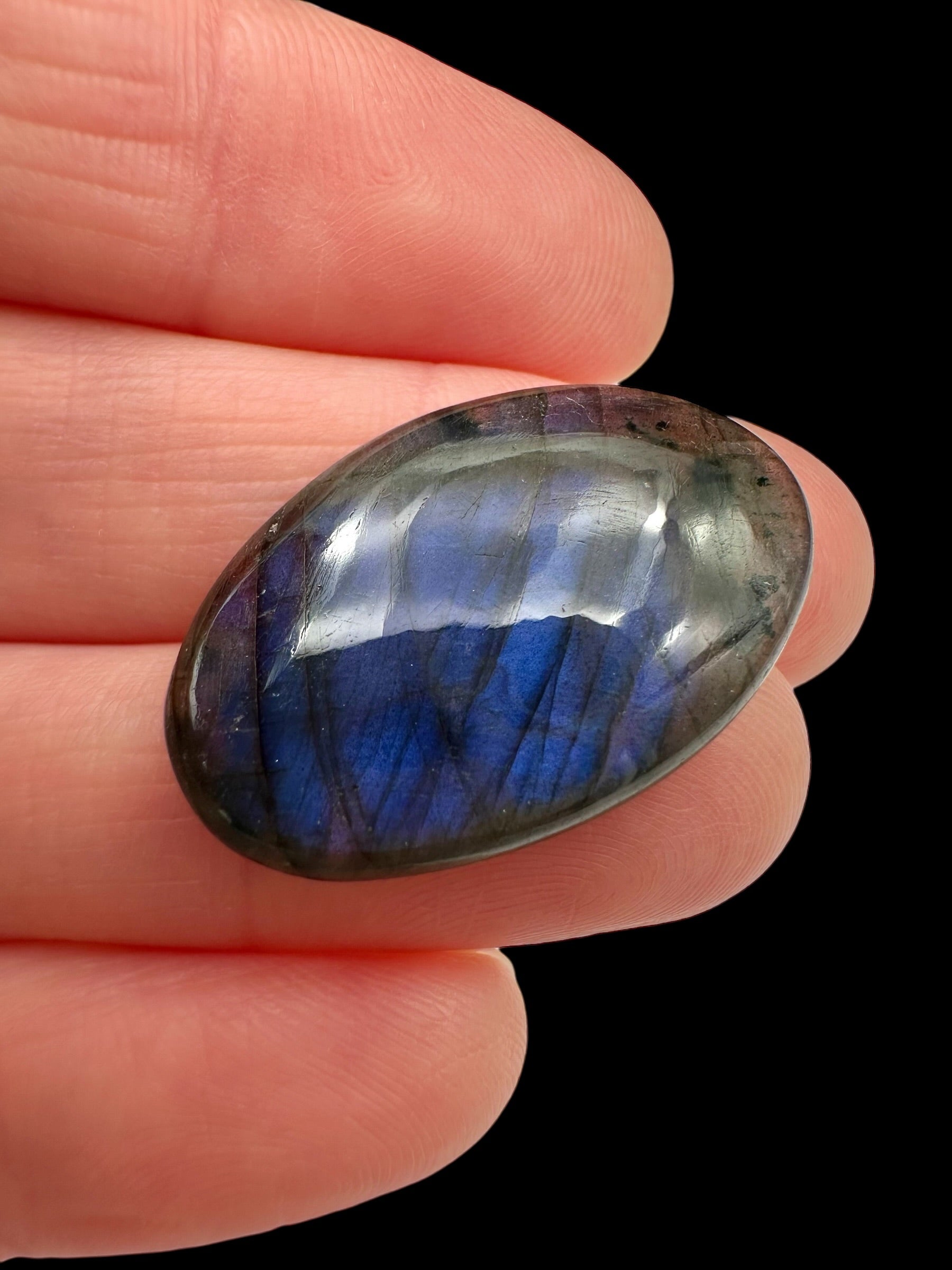 Labradorite cabochon – Madagascar