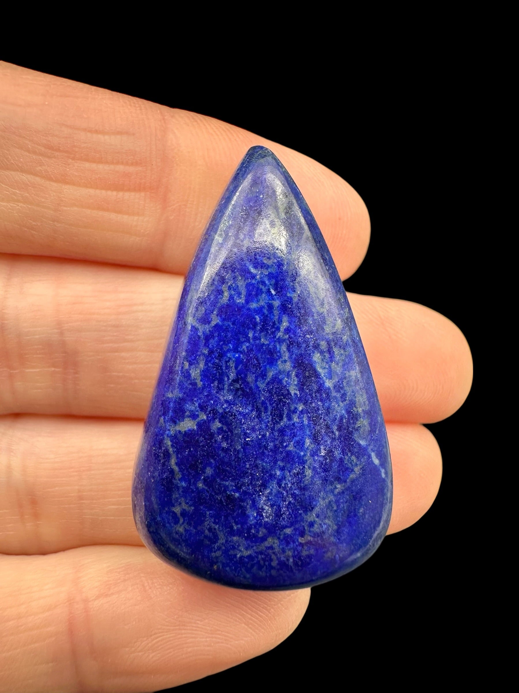 Lapis lazuli cabochon – Afghanistan