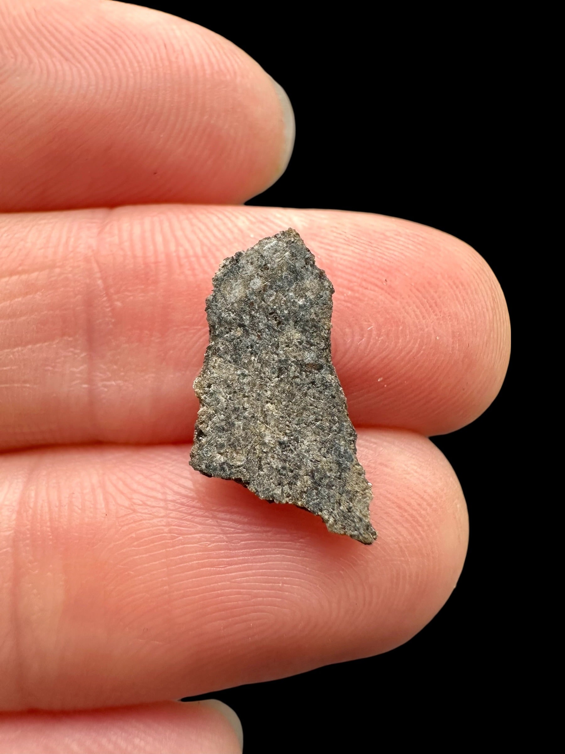 Meteorite Ksar Ghilane 022 – 0,4g – Tunisia - MEKG32