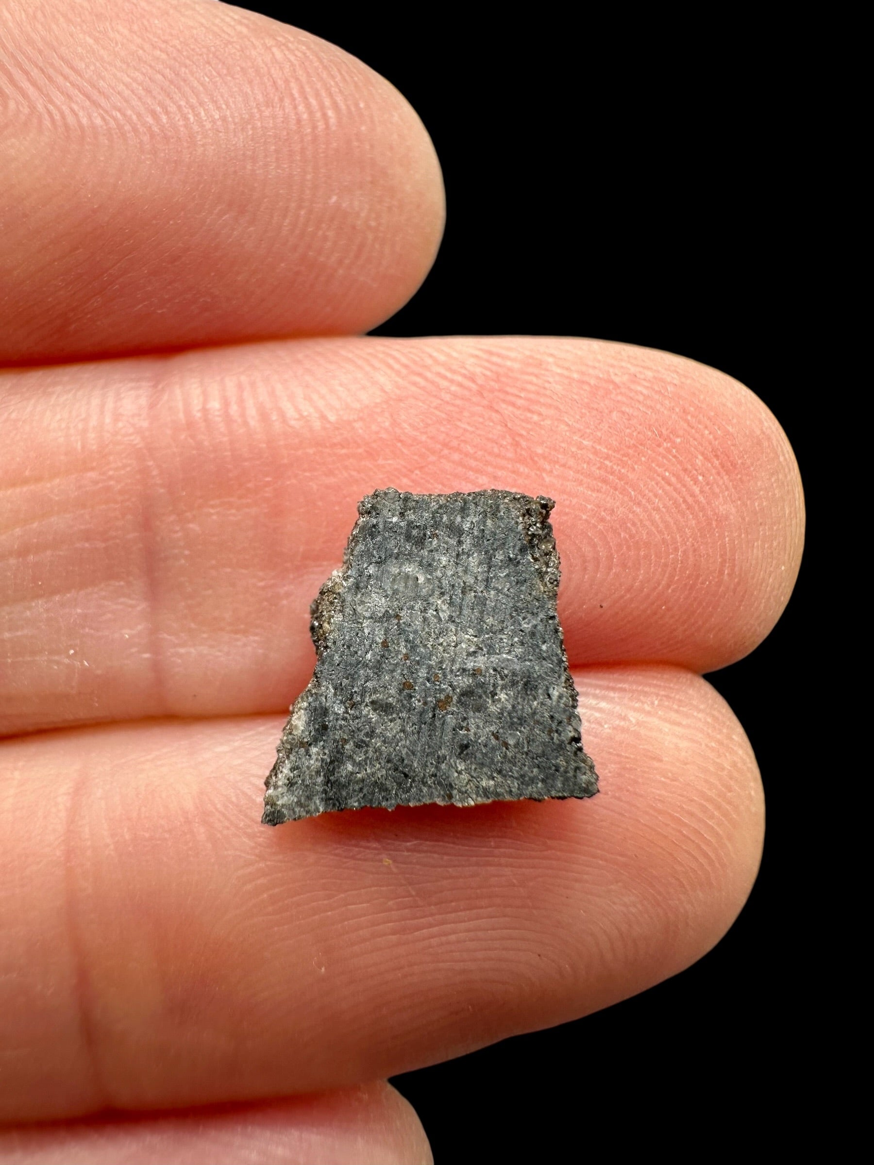 Meteorite Ksar Ghilane 022 – 0,4g – Tunisia - MEKG47