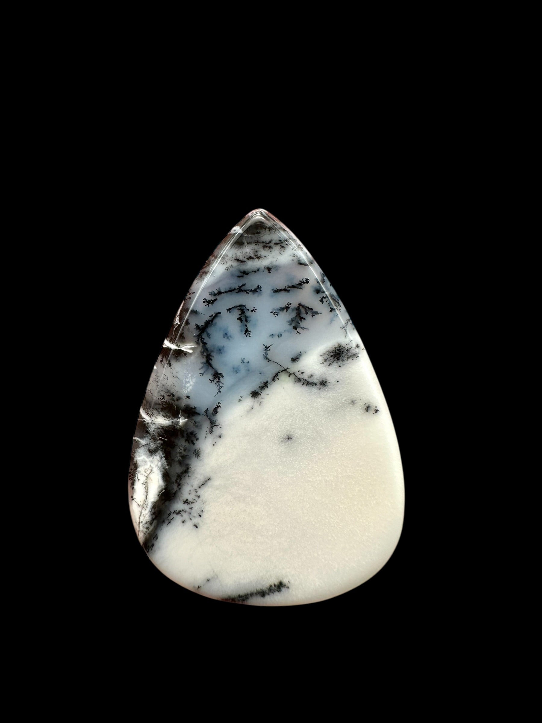 Dendritic opal cabochon – Madagascar - DOK01