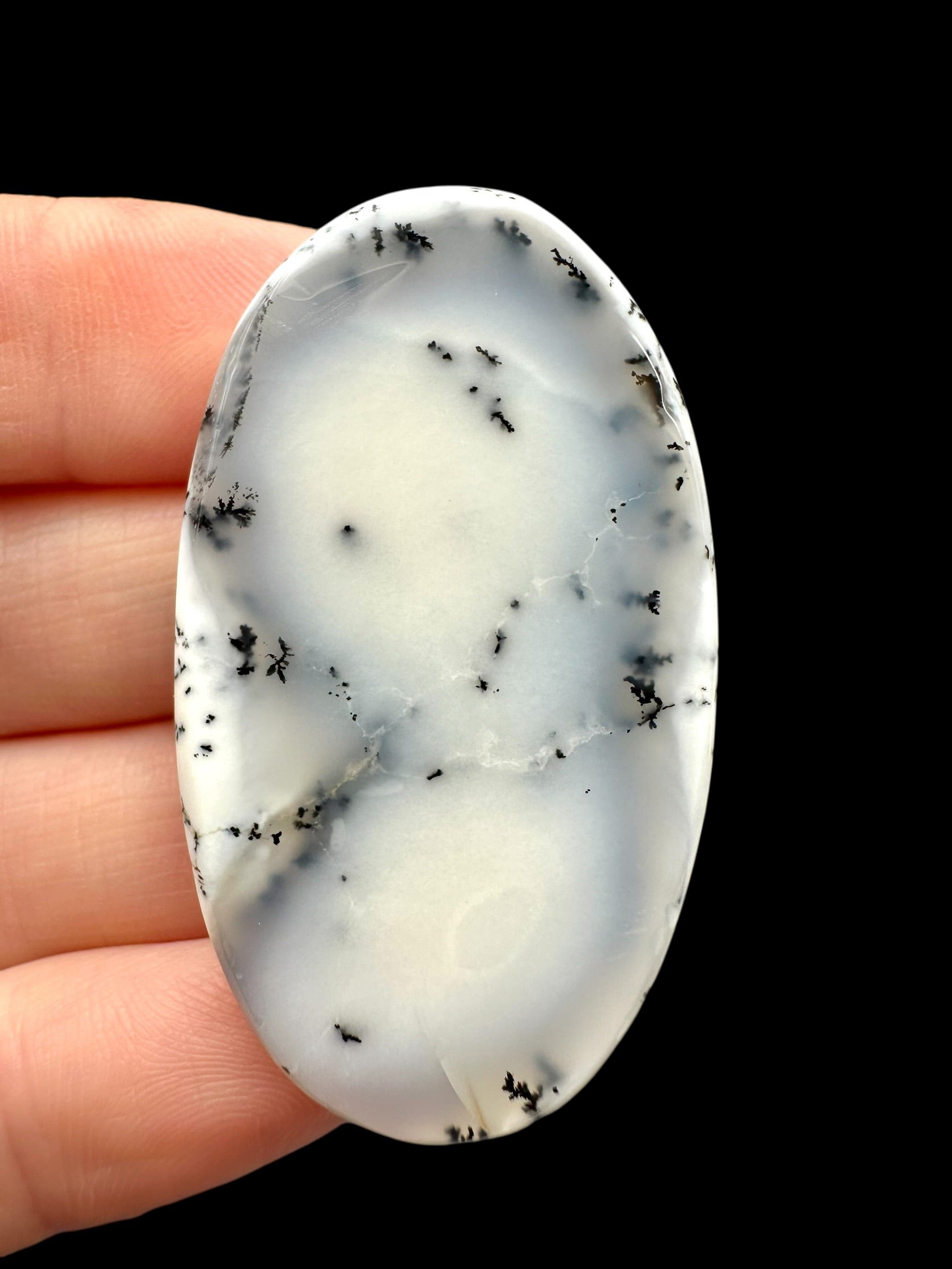 Dendritic opal cabochon – Madagascar - DOK08
