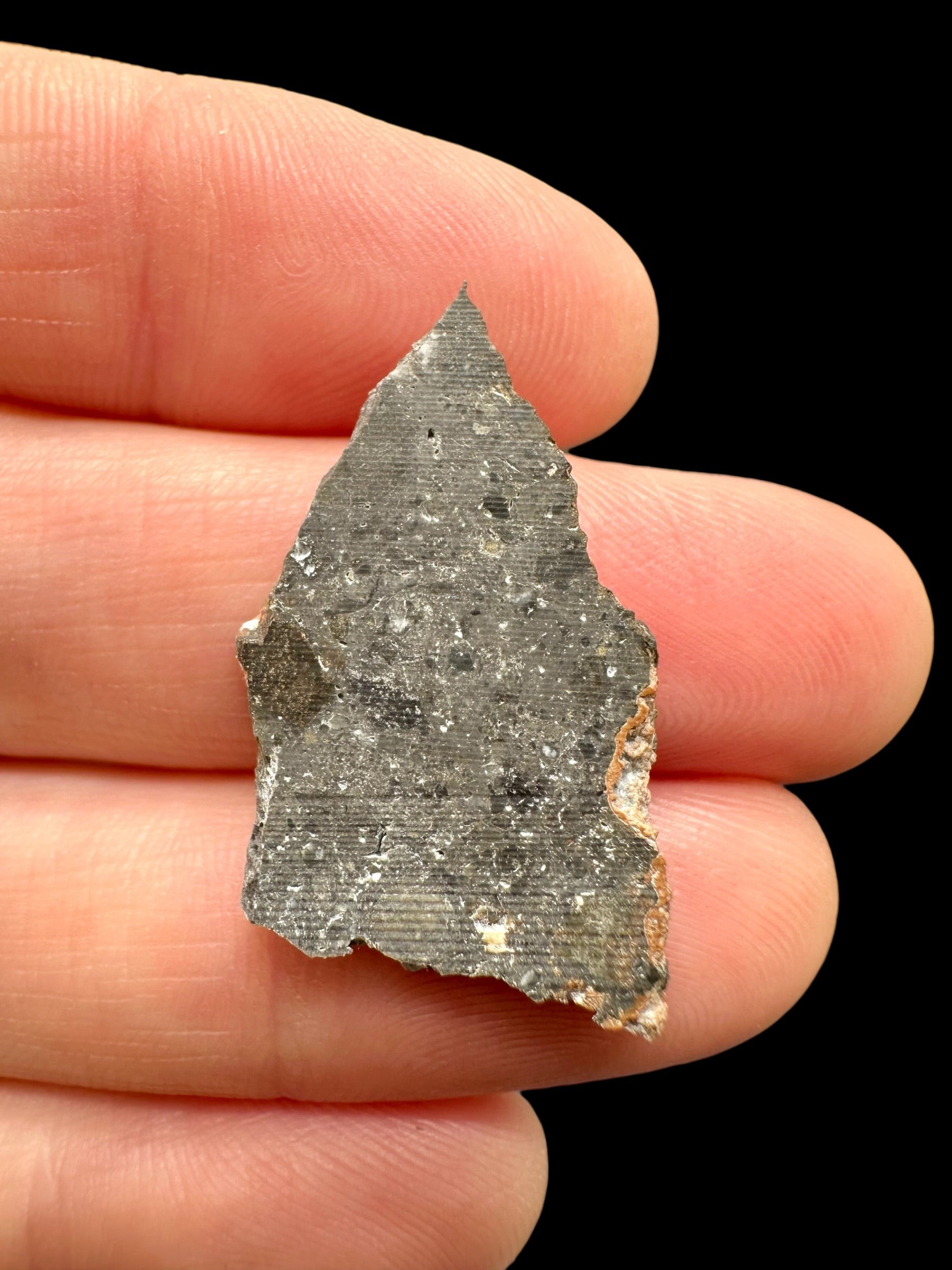 Lunar meteorite NWA 17865 – 1,8g – Algeria - MENWL09