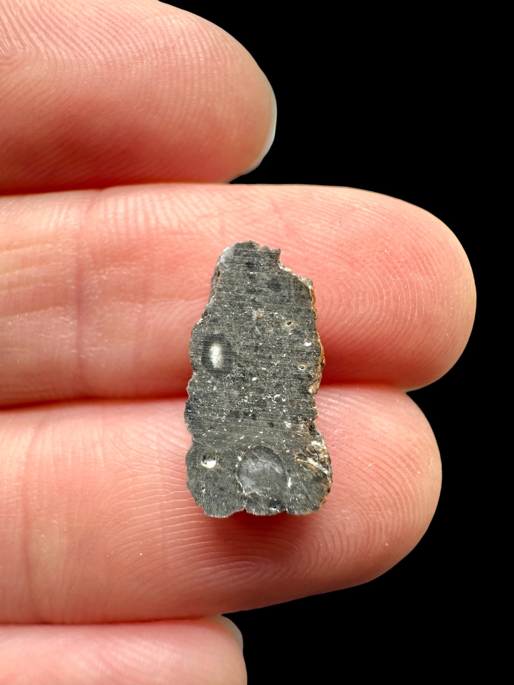 Lunar meteorite NWA 17865 – 0,4g – Algeria - MENWL13