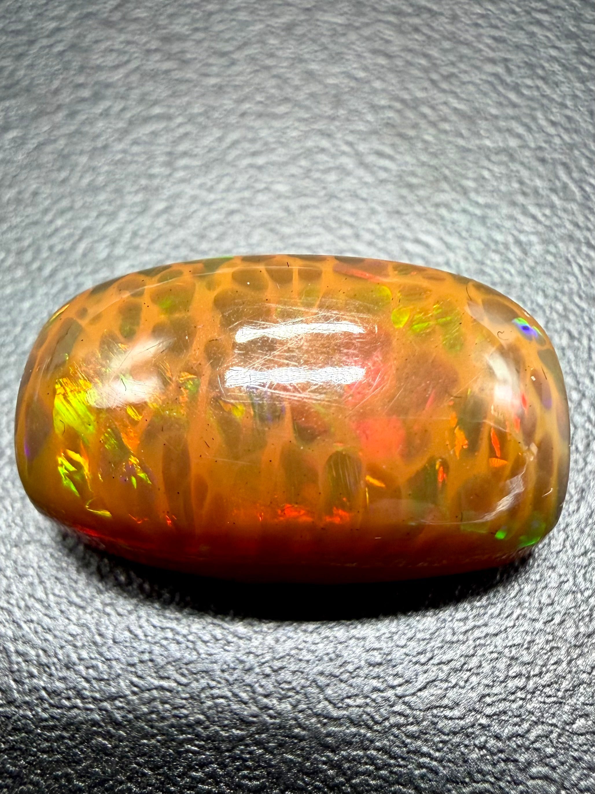 Precious opal 6,85ct – Cabochon – Welo, Ethiopia - OPK140