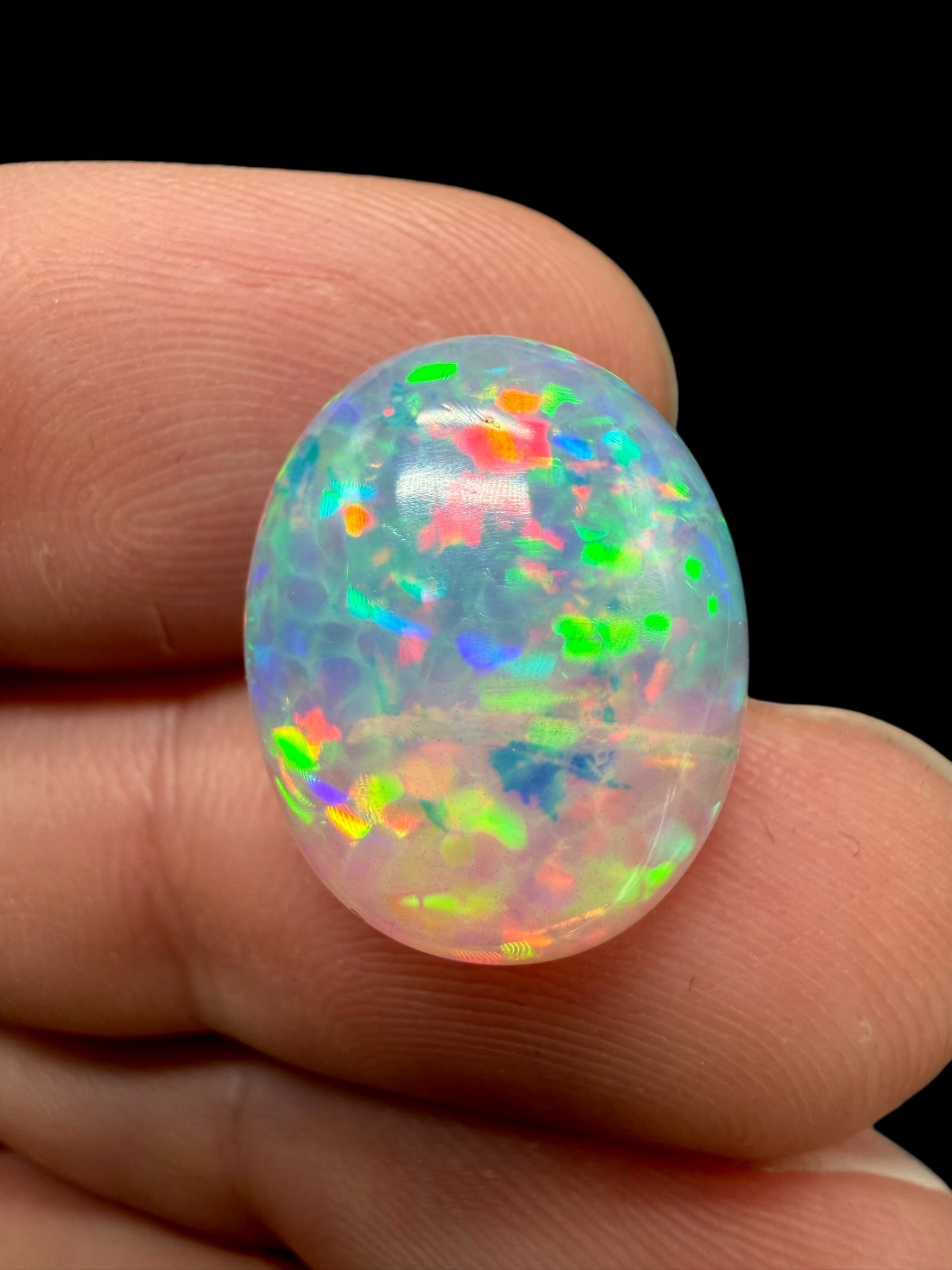 Precious opal 8,55ct – Cabochon – Welo, Ethiopia