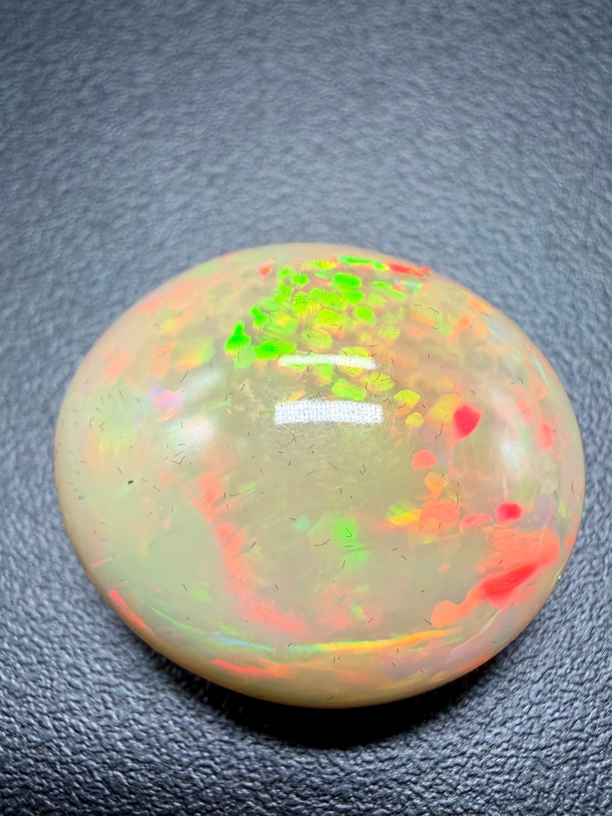 XXL Precious opal 15,3ct – Cabochon – Welo, Ethiopia - OPK143
