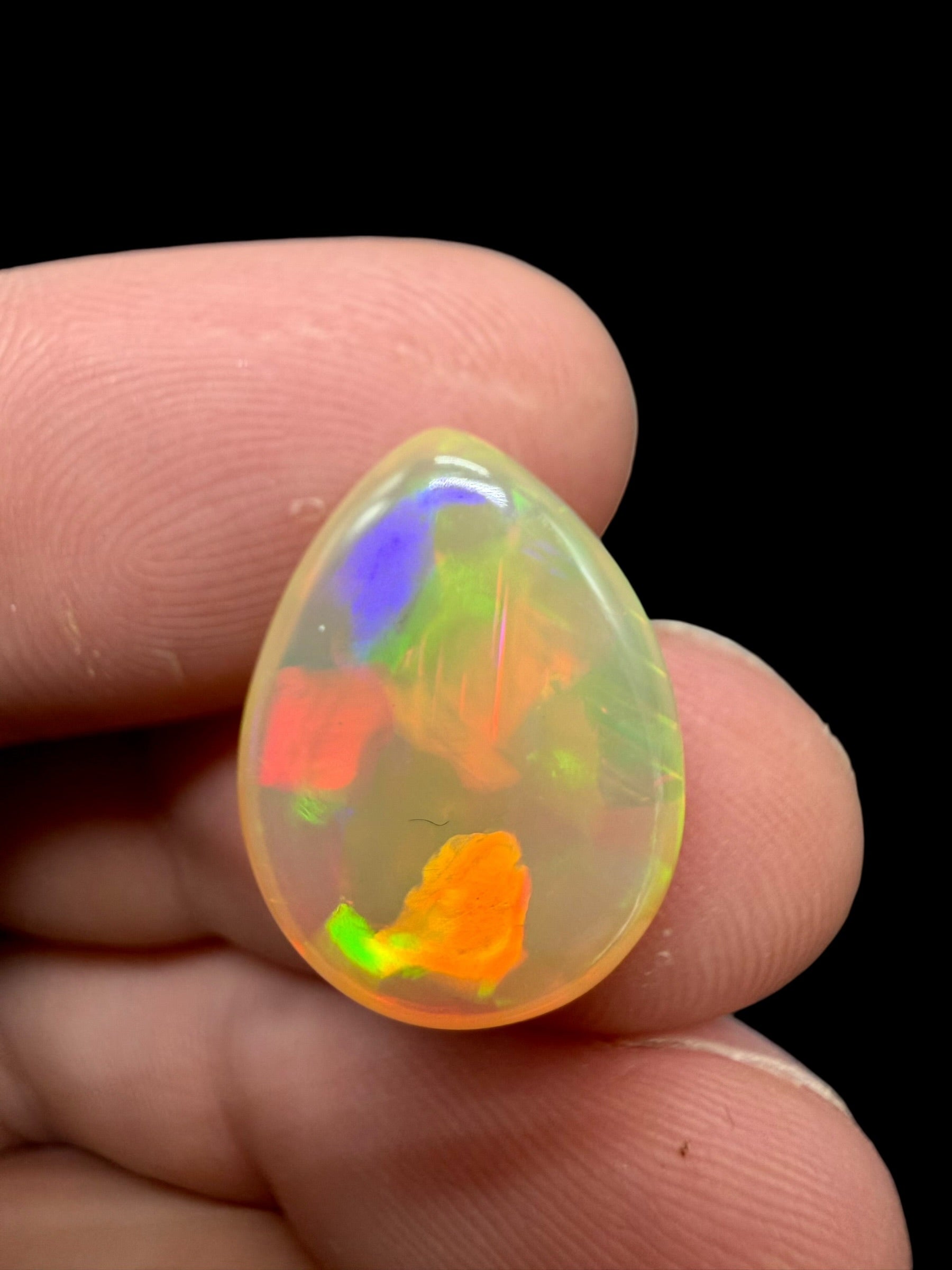 Precious opal 7,05ct – Cabochon – Welo, Ethiopia - OPK144