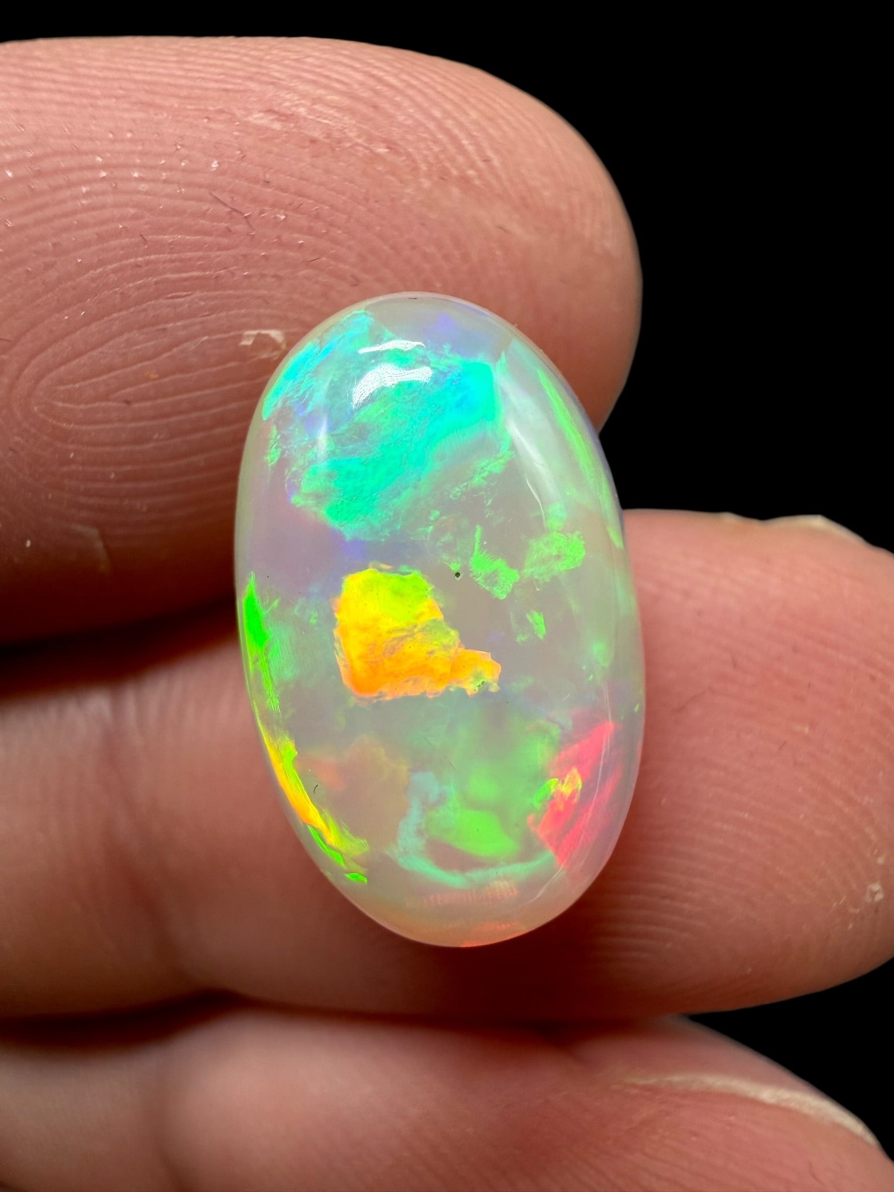 Precious opal 6,15ct – Cabochon – Welo, Ethiopia