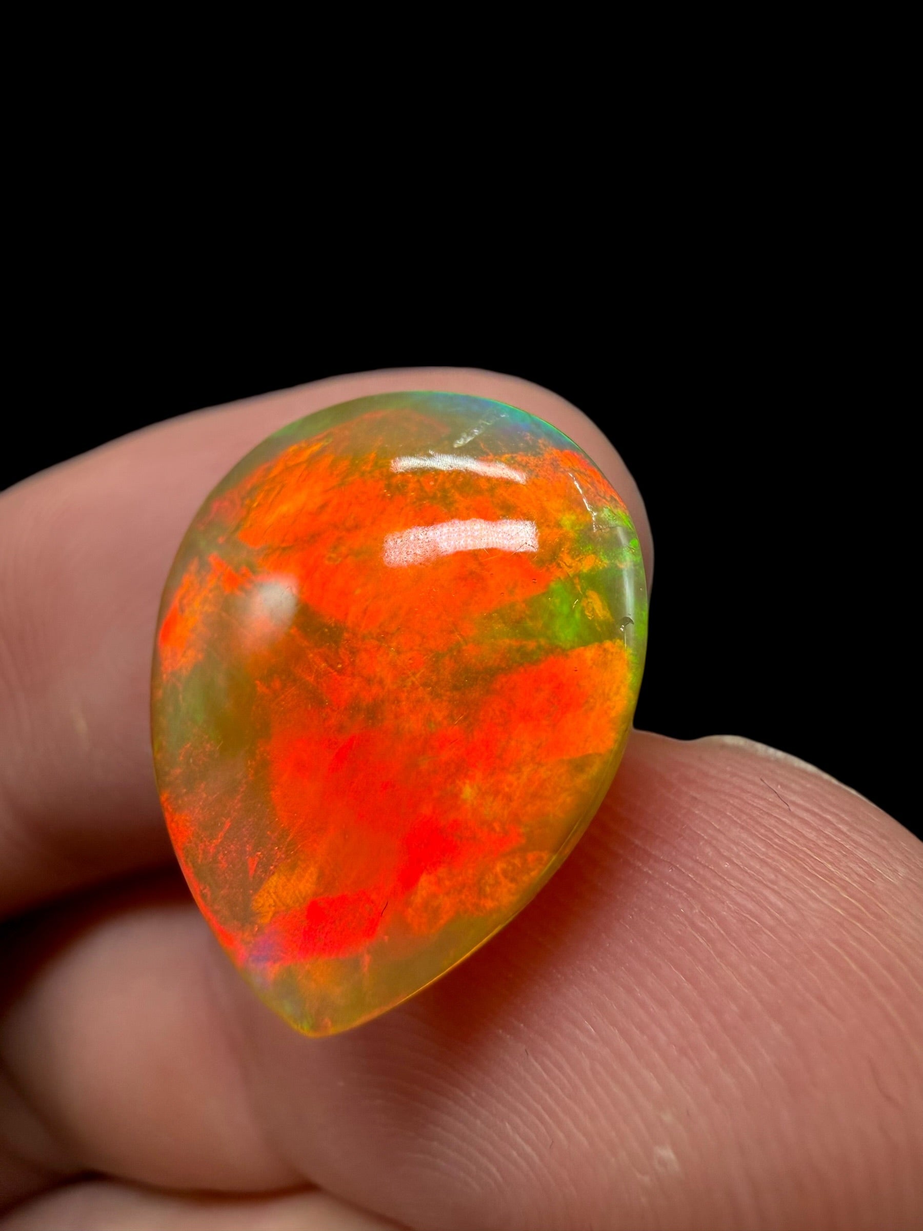 Precious opal 9,1ct – Cabochon – Welo, Ethiopia