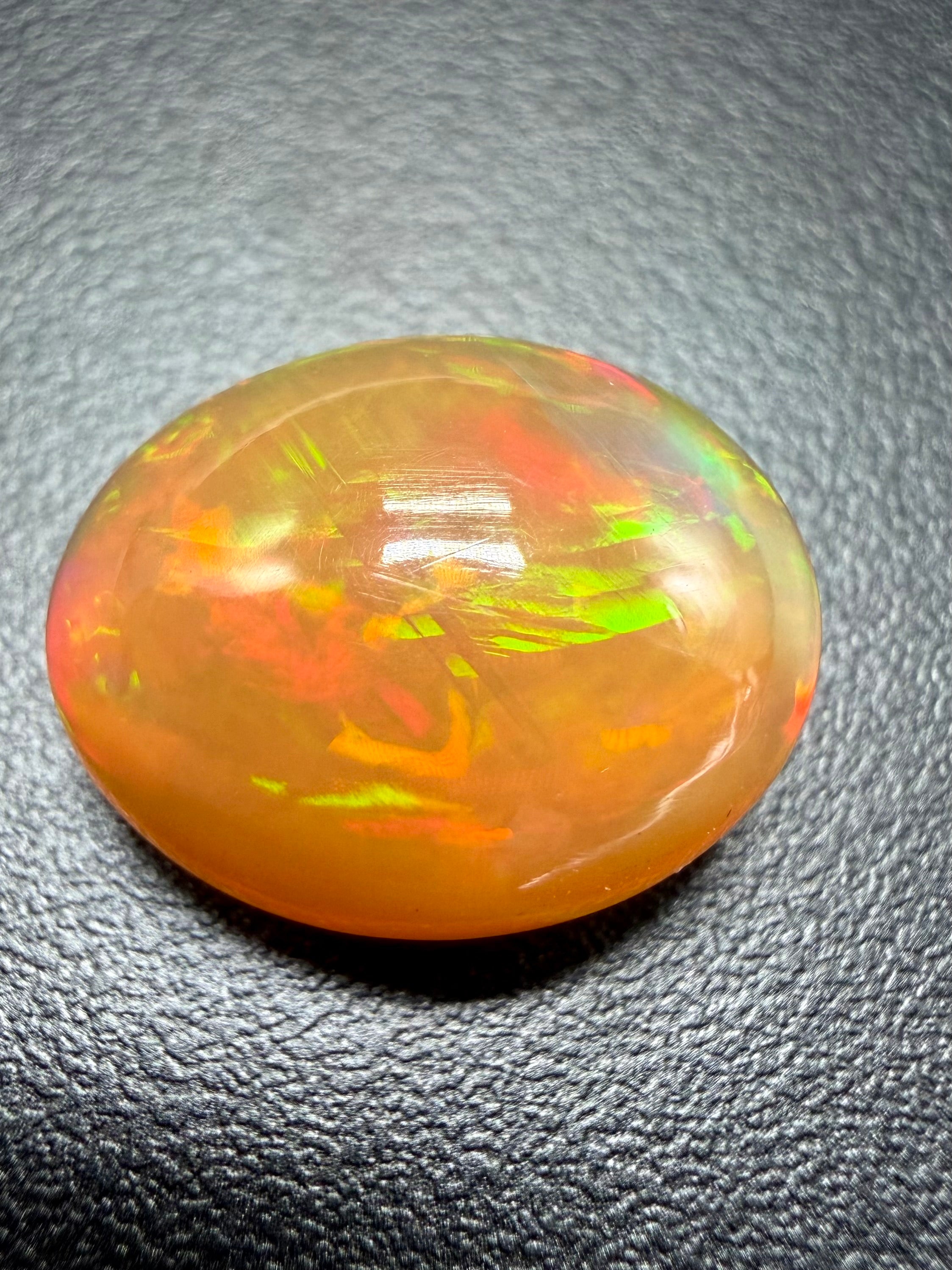 Precious opal 6,65ct – Cabochon – Welo, Ethiopia - OPK149
