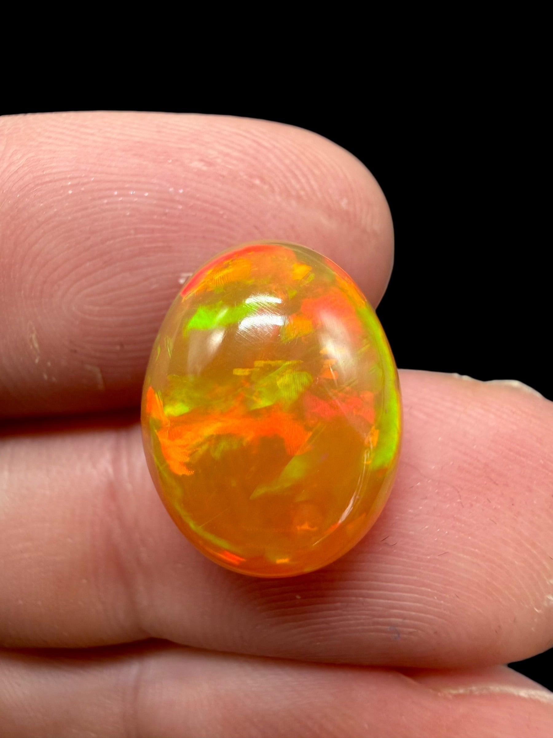 Precious opal 6,65ct – Cabochon – Welo, Ethiopia