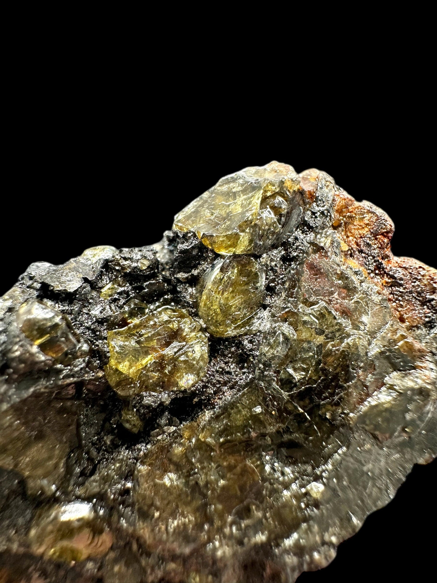 Meteorite Pallasit individual Brahin 30,3g – Belarus - MEBR93