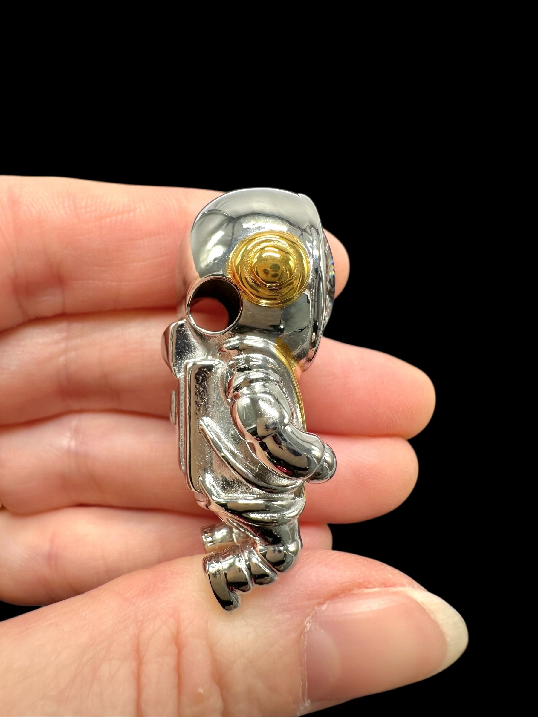 Astronaut pendant made from meteorites Aletai and Sericho - P/M130