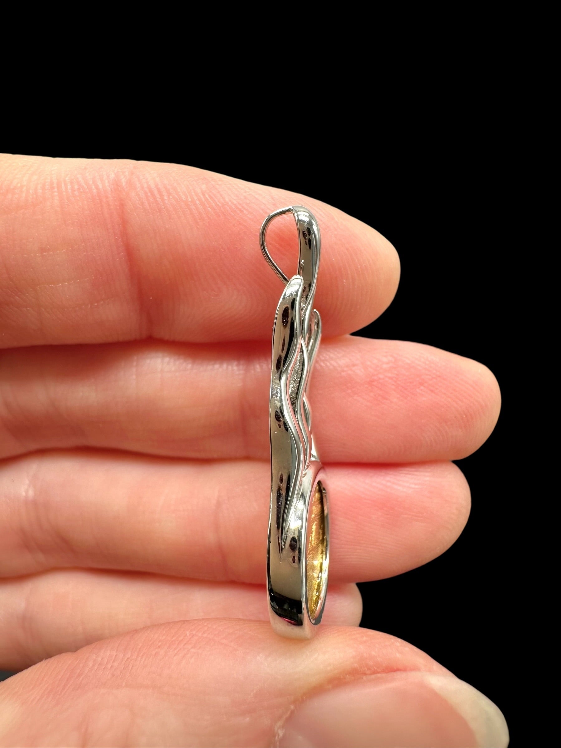 Comet pendant made from the Aletai meteorite - P/M133