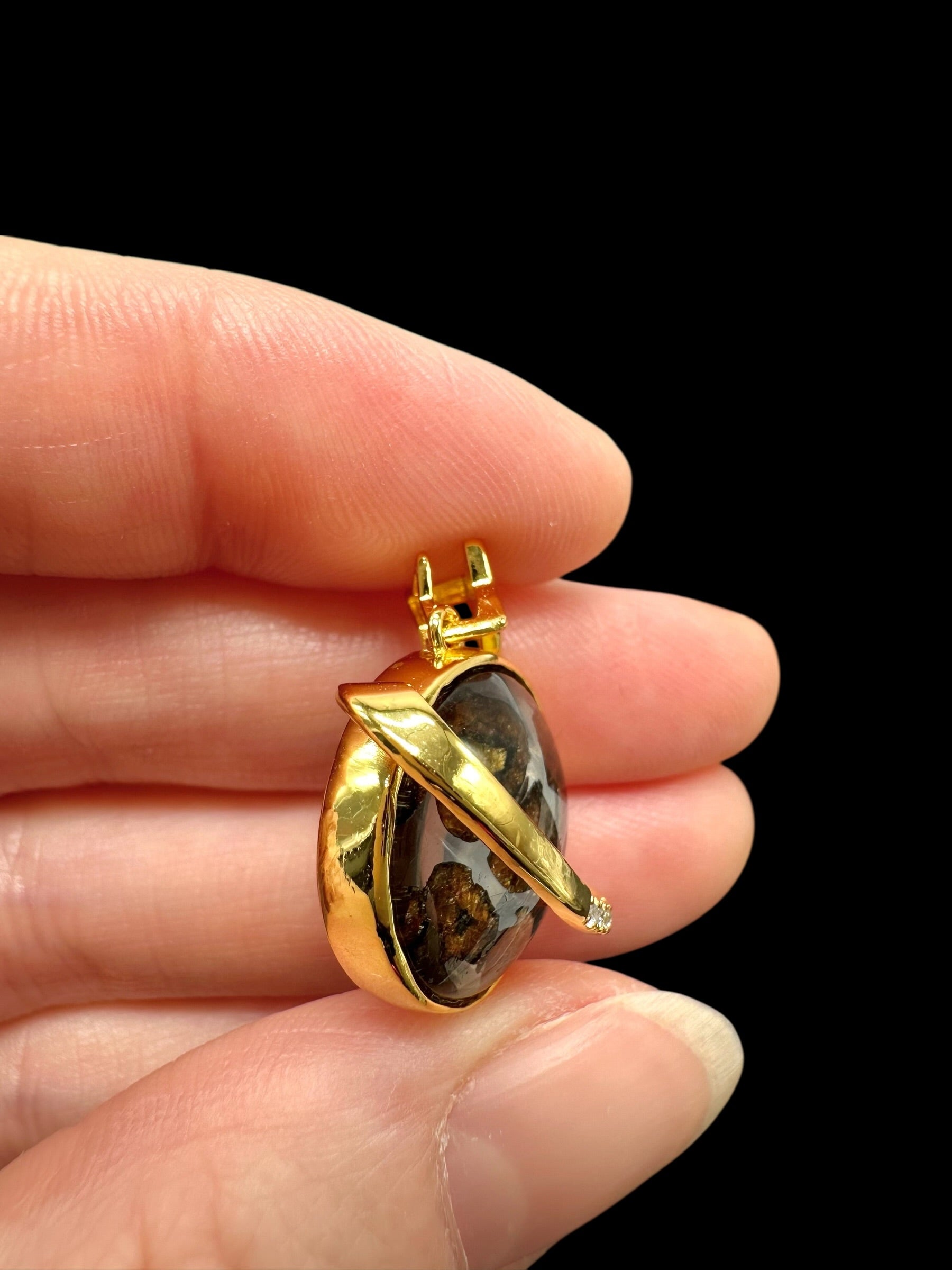 Sericho meteorite pendant - P/M140