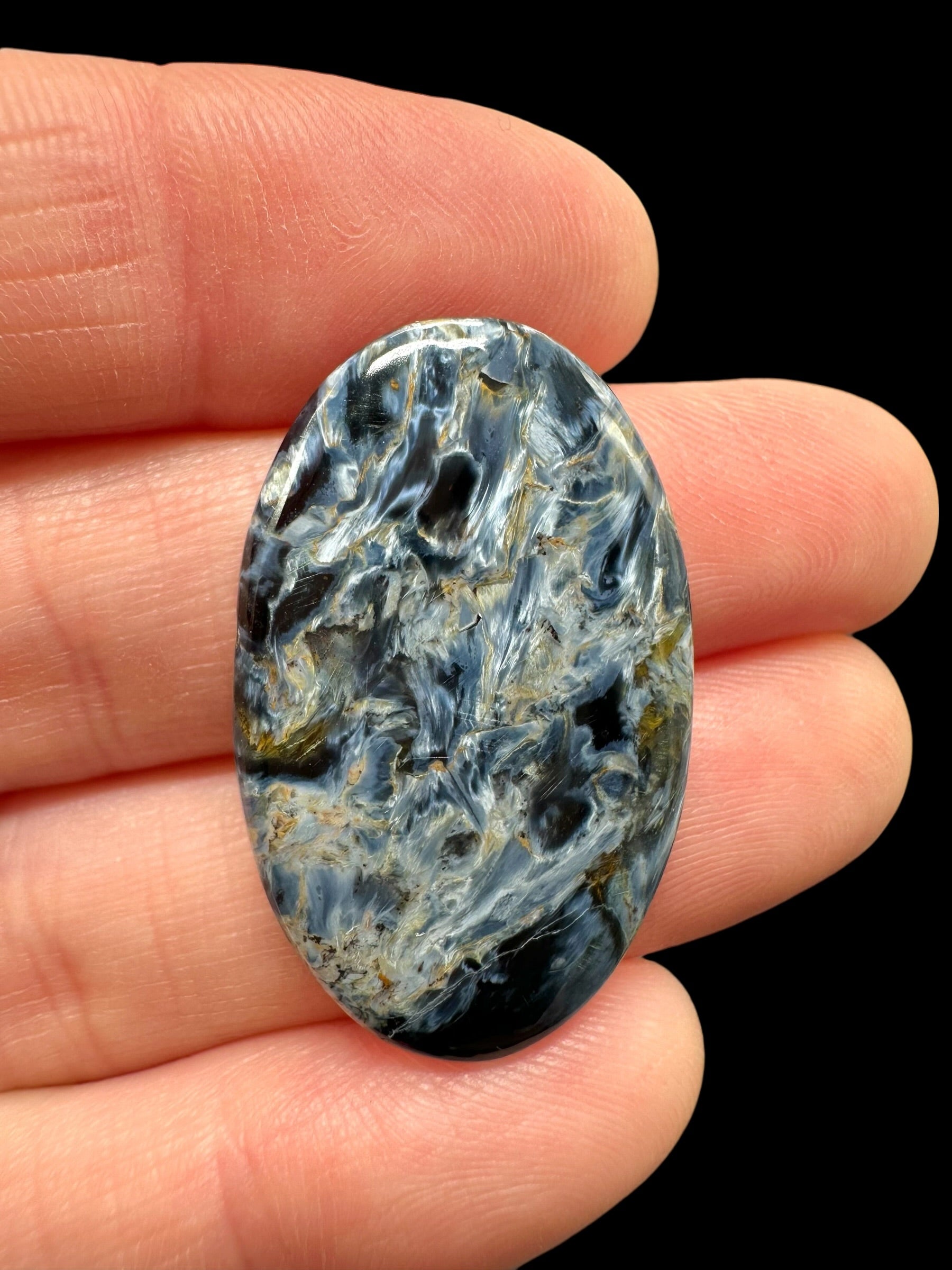 Pietersite cabochon – Outjo, Namibia