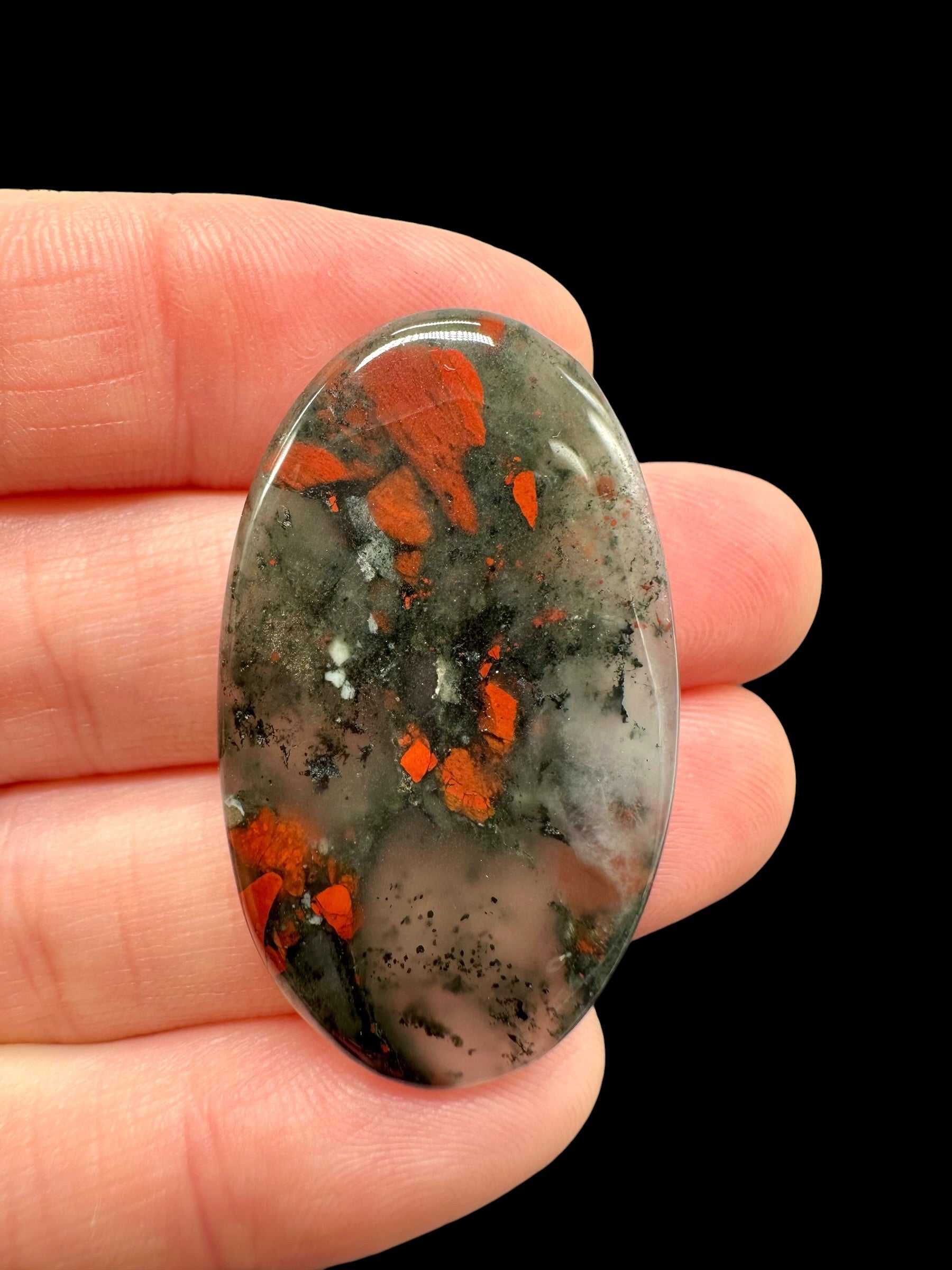 Brecciated jasper cabochons – Africa