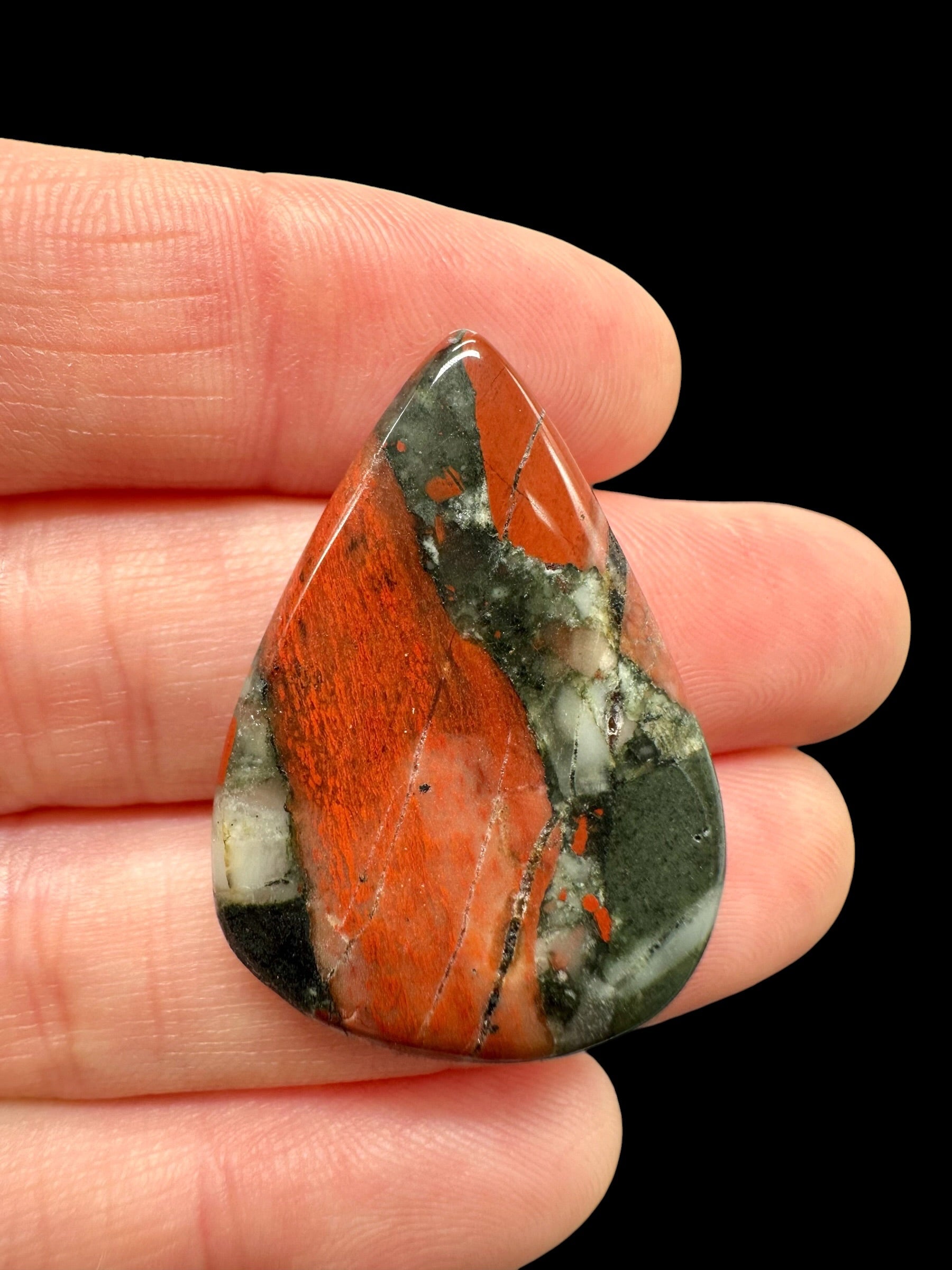 Brecciated jasper cabochons – Africa - BJK04