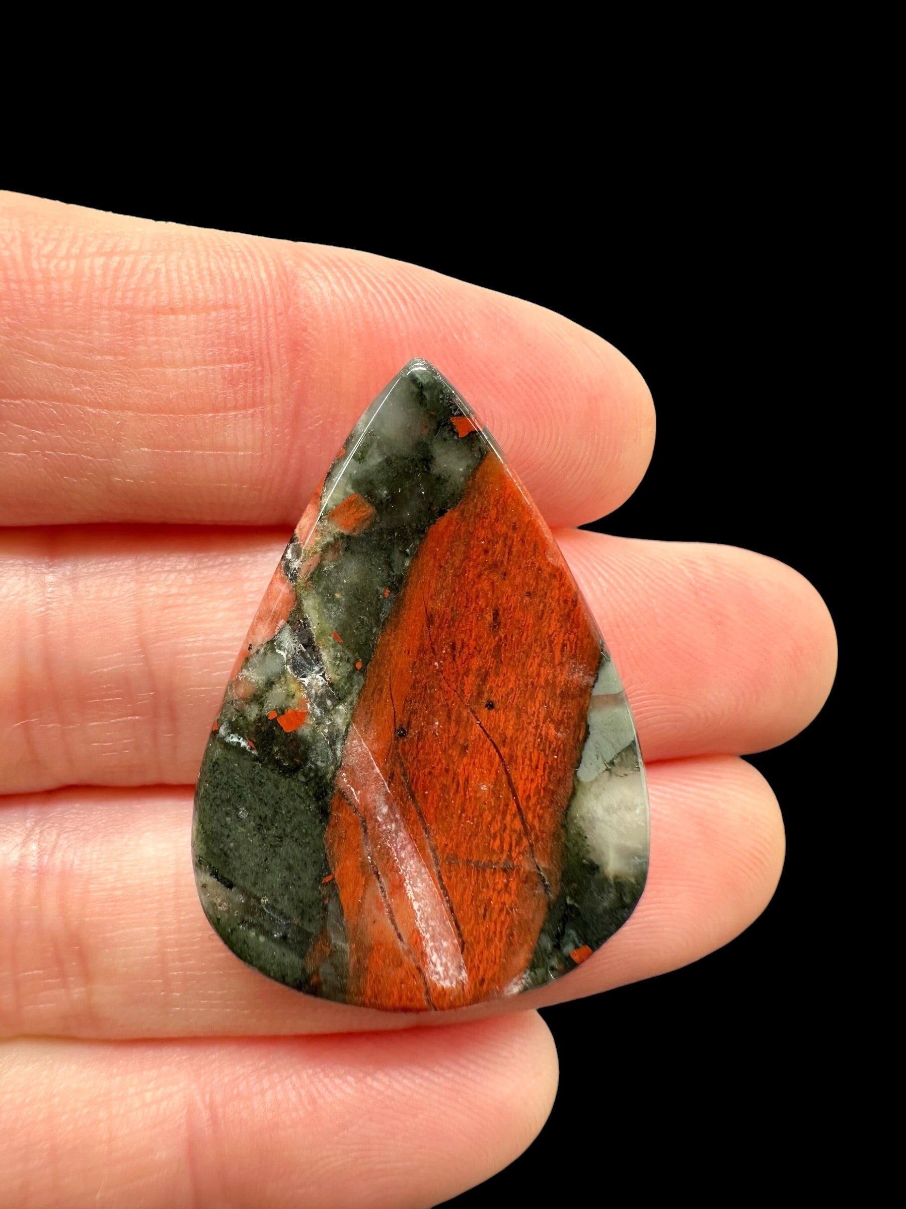 Brecciated jasper cabochons – Africa - BJK04