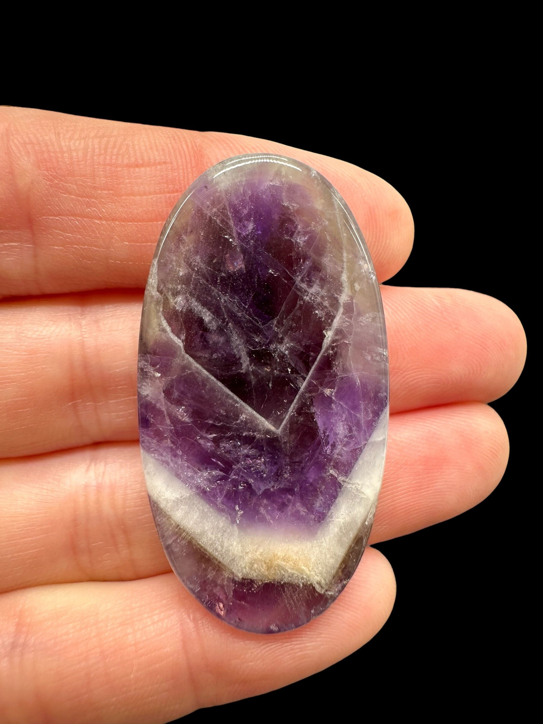 Zonal amethyst cabochons – Namibia - ZAK09