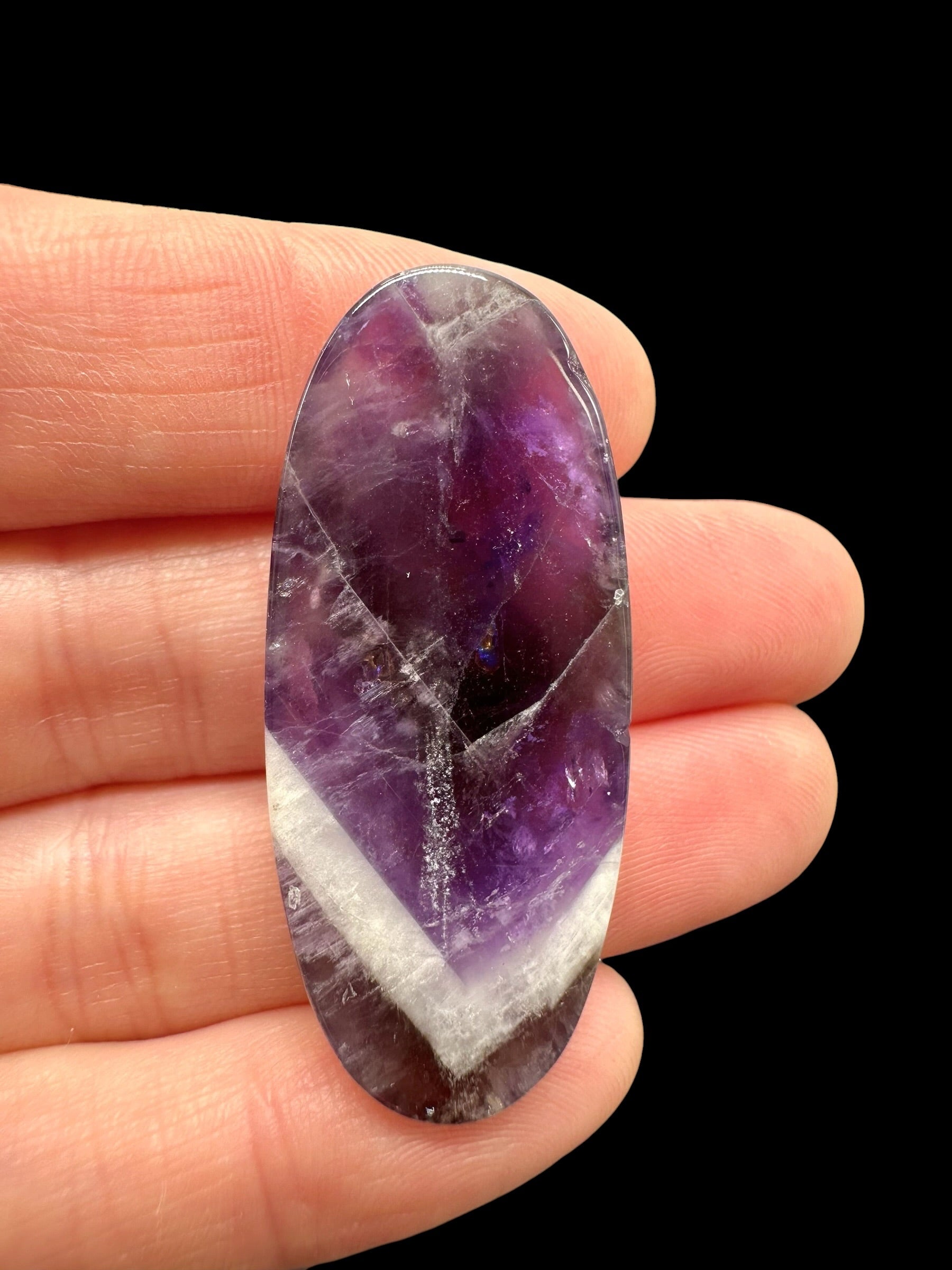 Zonal amethyst cabochons – Namibia - ZAK13