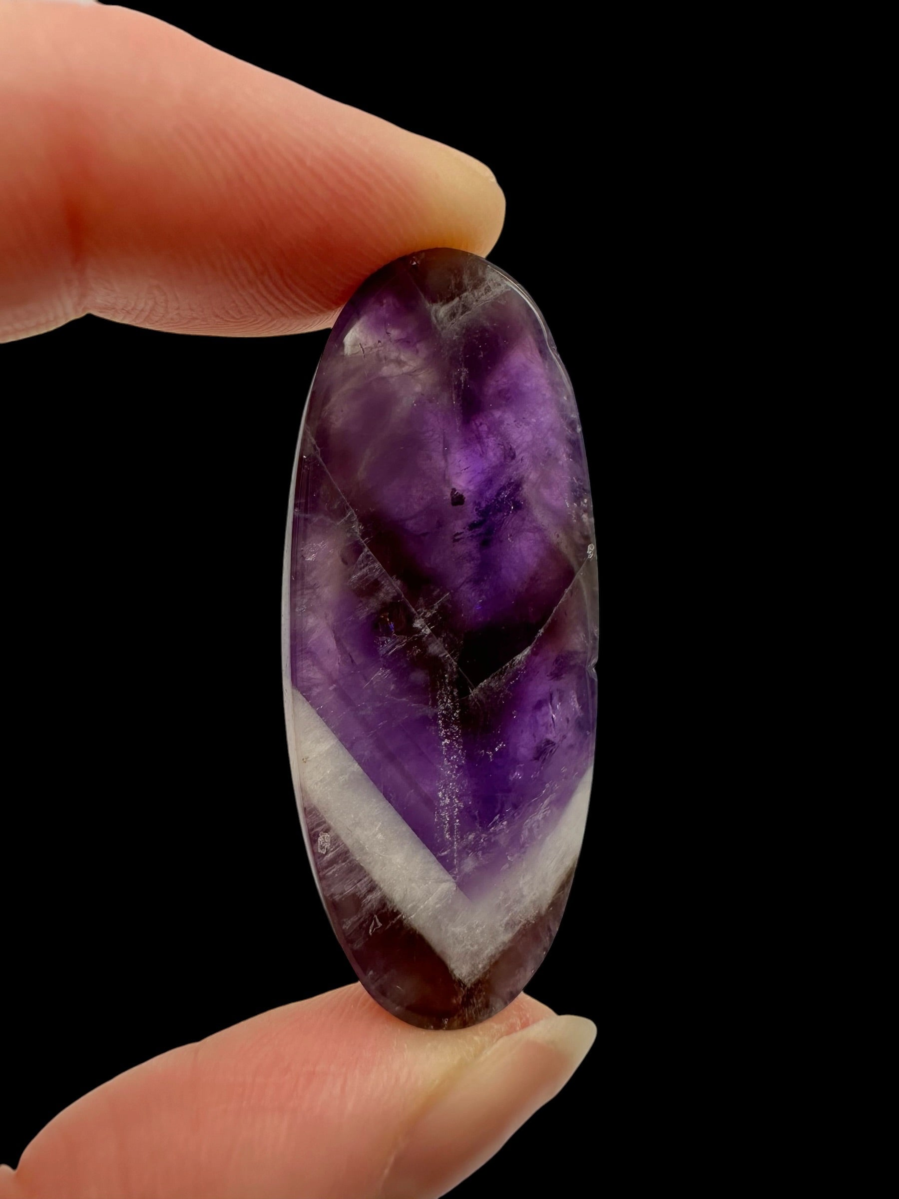 Zonal amethyst cabochons – Namibia - ZAK13