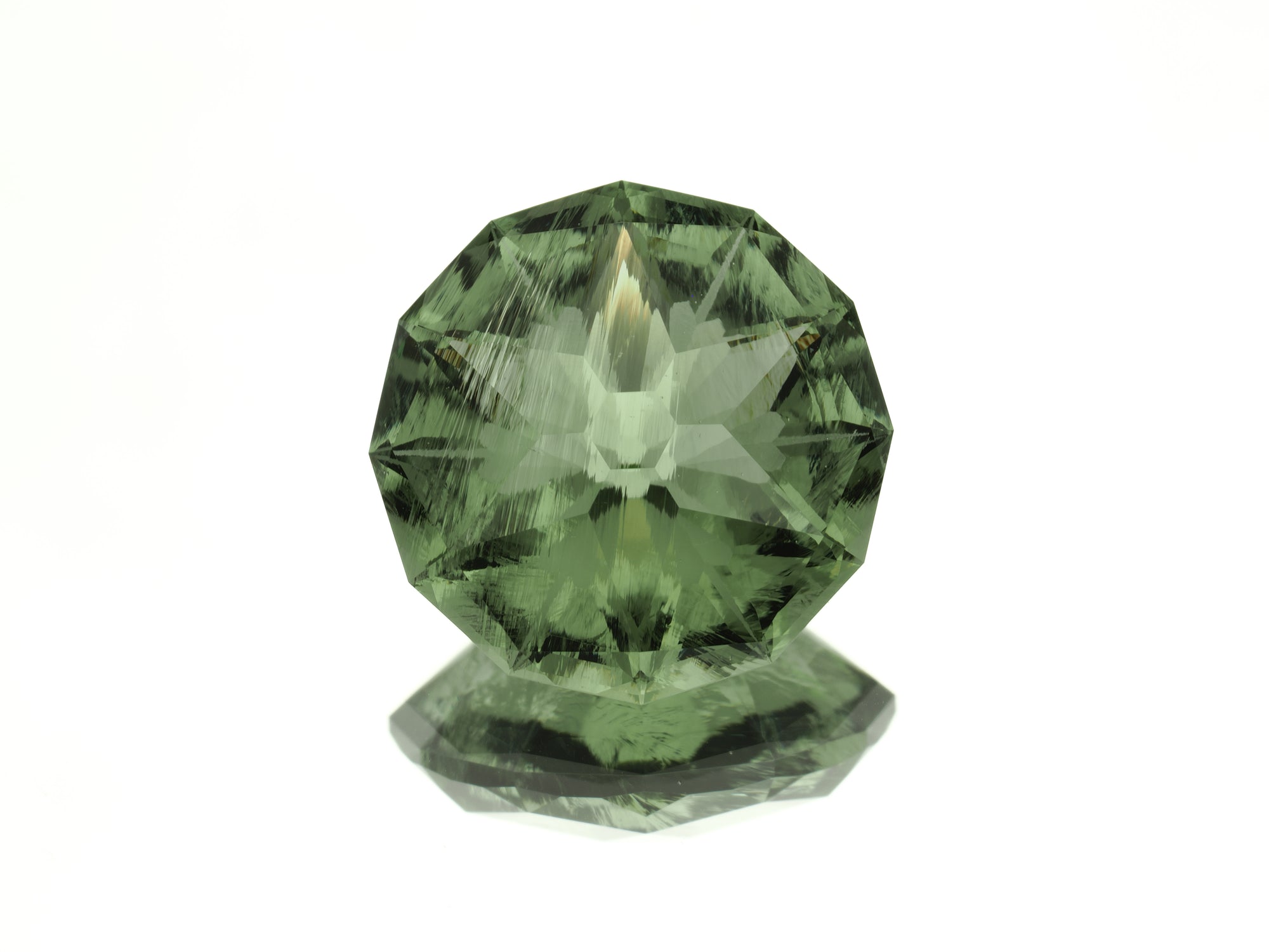 Faceted moldavite 3,6ct – TOP quality