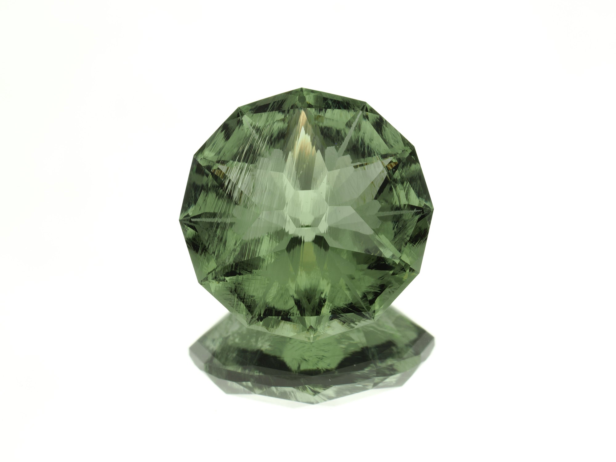 Faceted moldavite 3,6ct – TOP quality