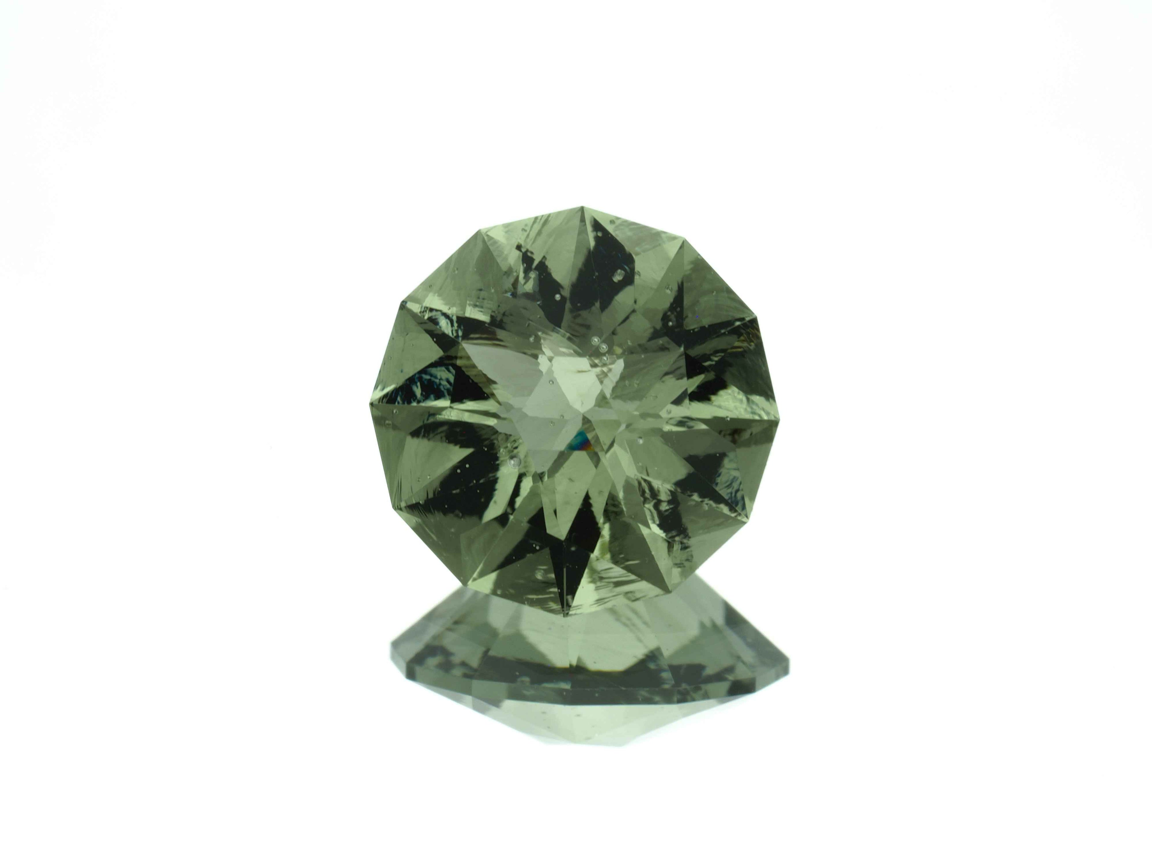 Moldavite faccettata 1ct – TOP quality - BV088