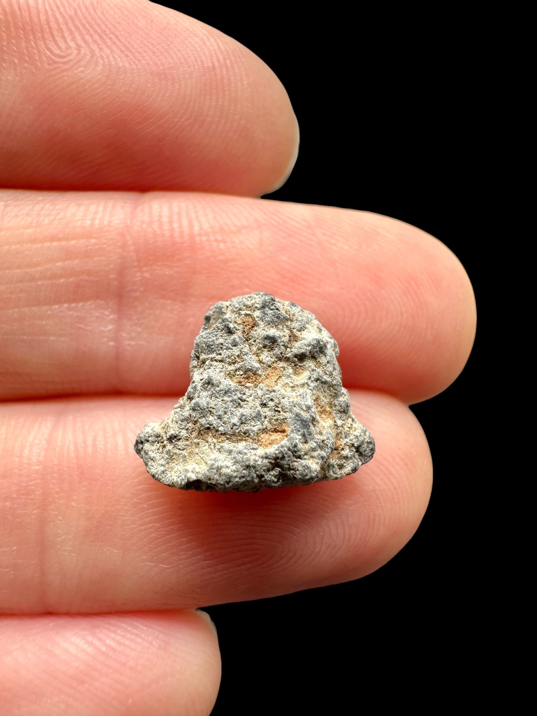 Lunar meteorite Bechar 007 – 0,8g – Algeria - MEBA129