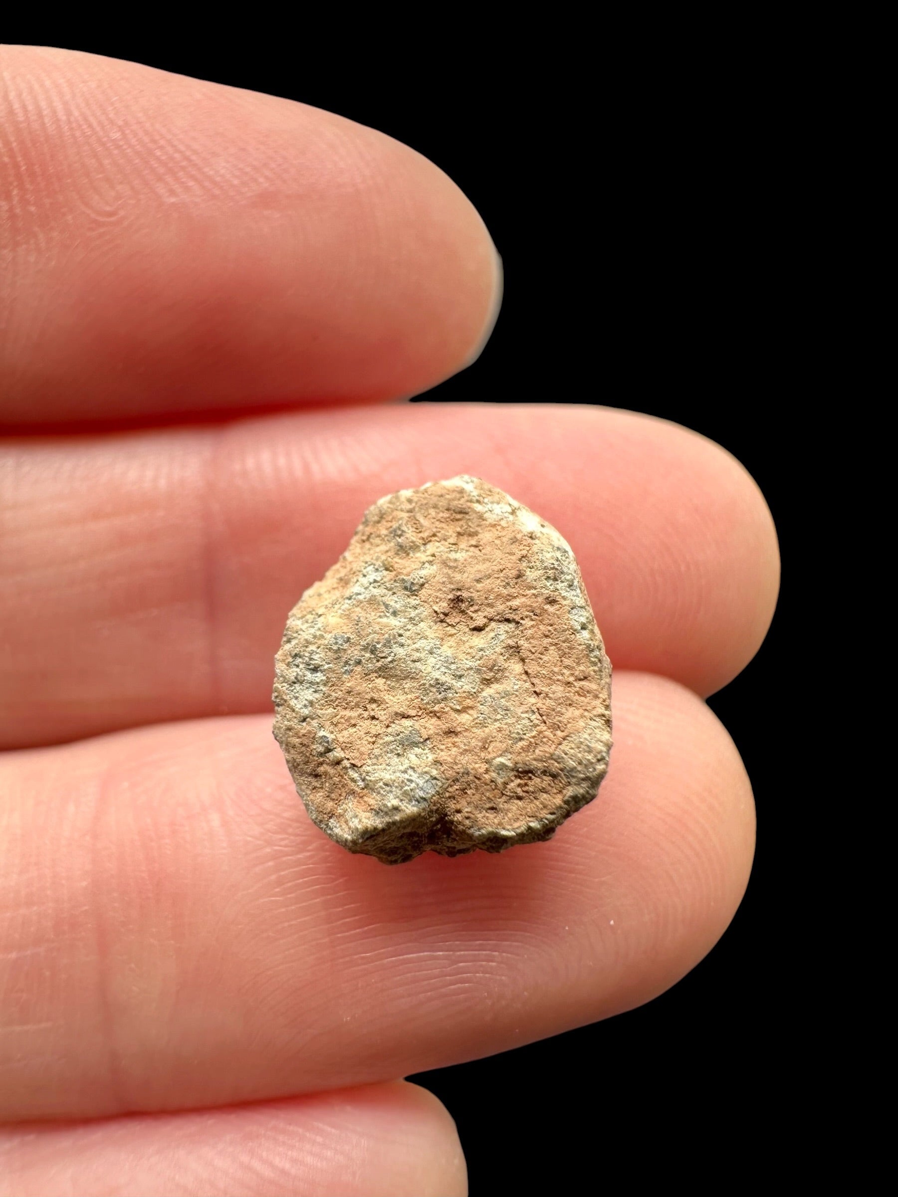 Lunar meteorite Bechar 007 – 0,9g – Algeria