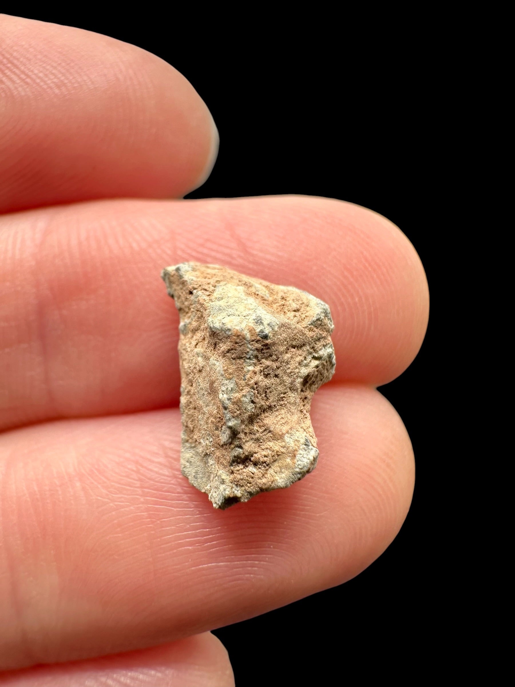 Lunar meteorite Bechar 007 – 0,5g – Algeria - MEBA140
