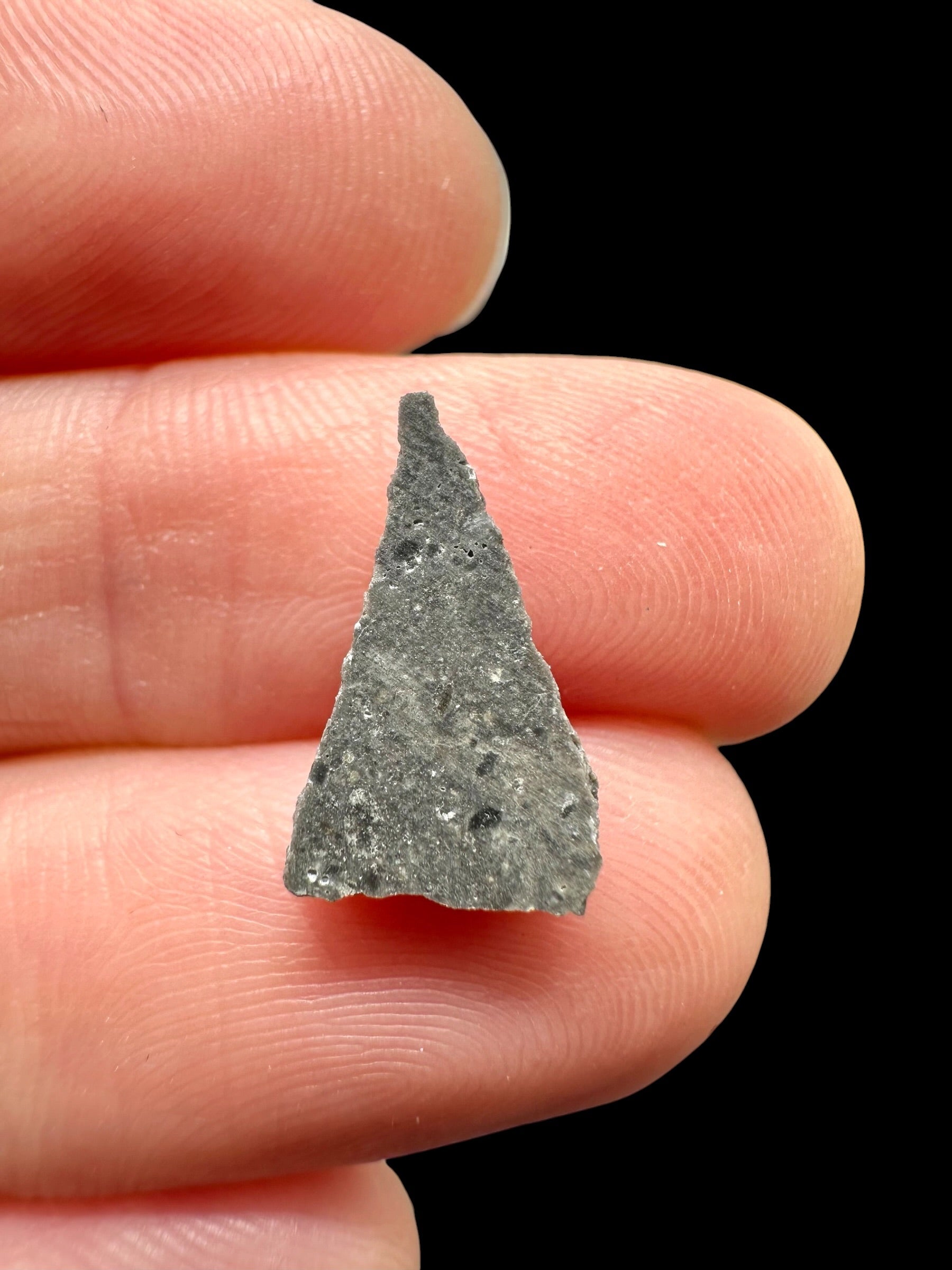 Lunar meteorite NWA 17865 – 0,3g – Algeria - MENWL14