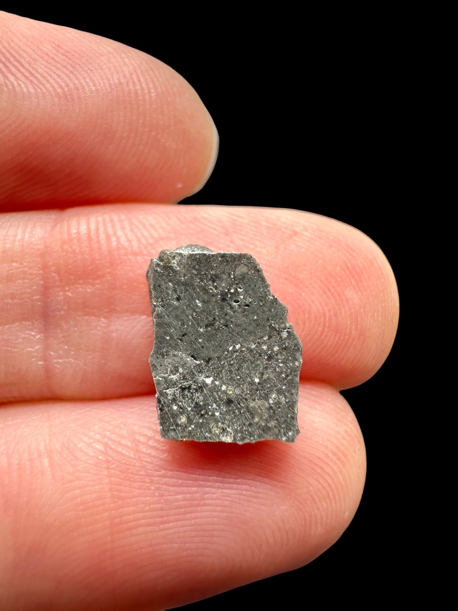 Lunar meteorite NWA 17865 – 0,4g – Algeria - MENWL21