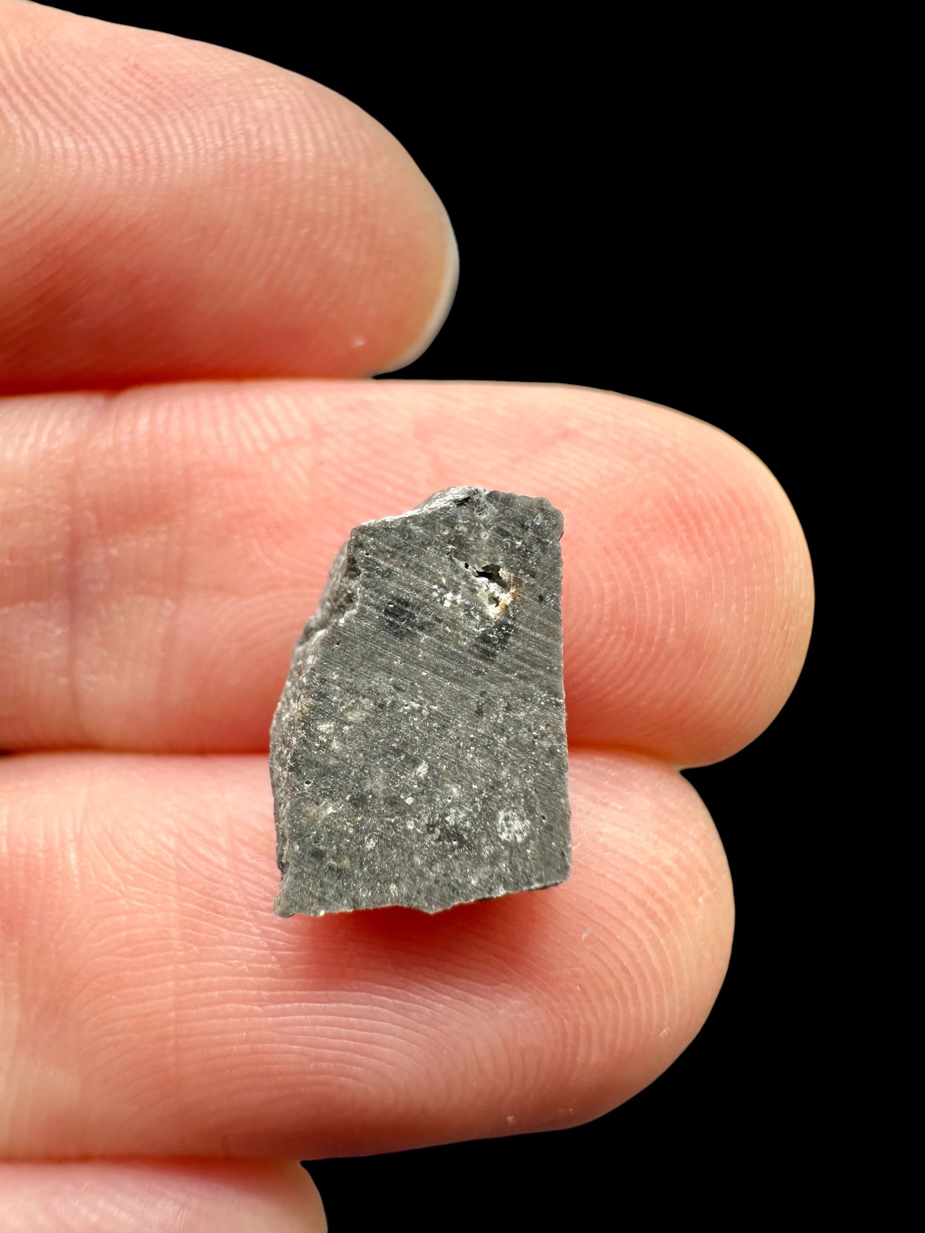 Lunar meteorite NWA 17865 – 0,4g – Algeria - MENWL21